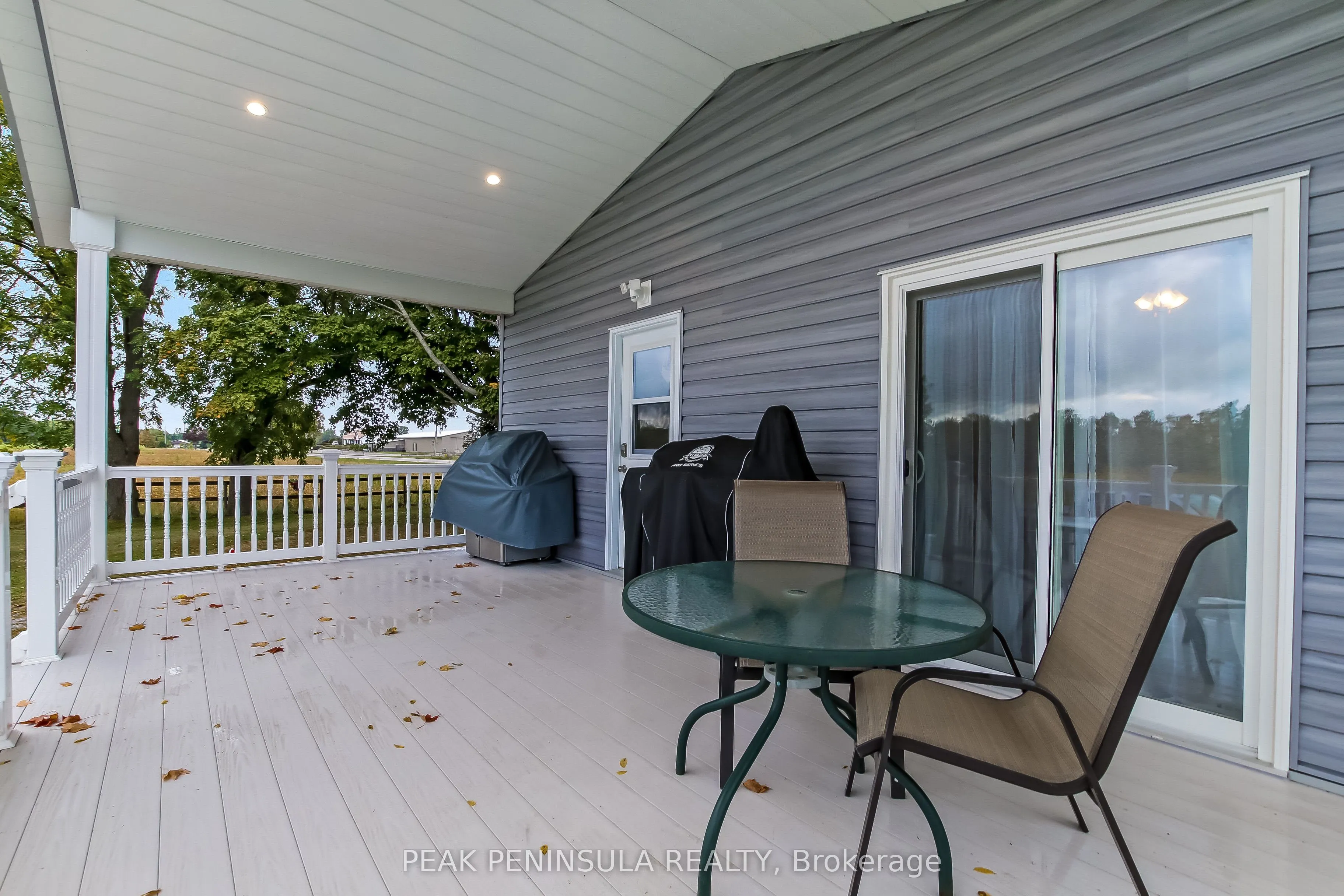 1224 Front Road