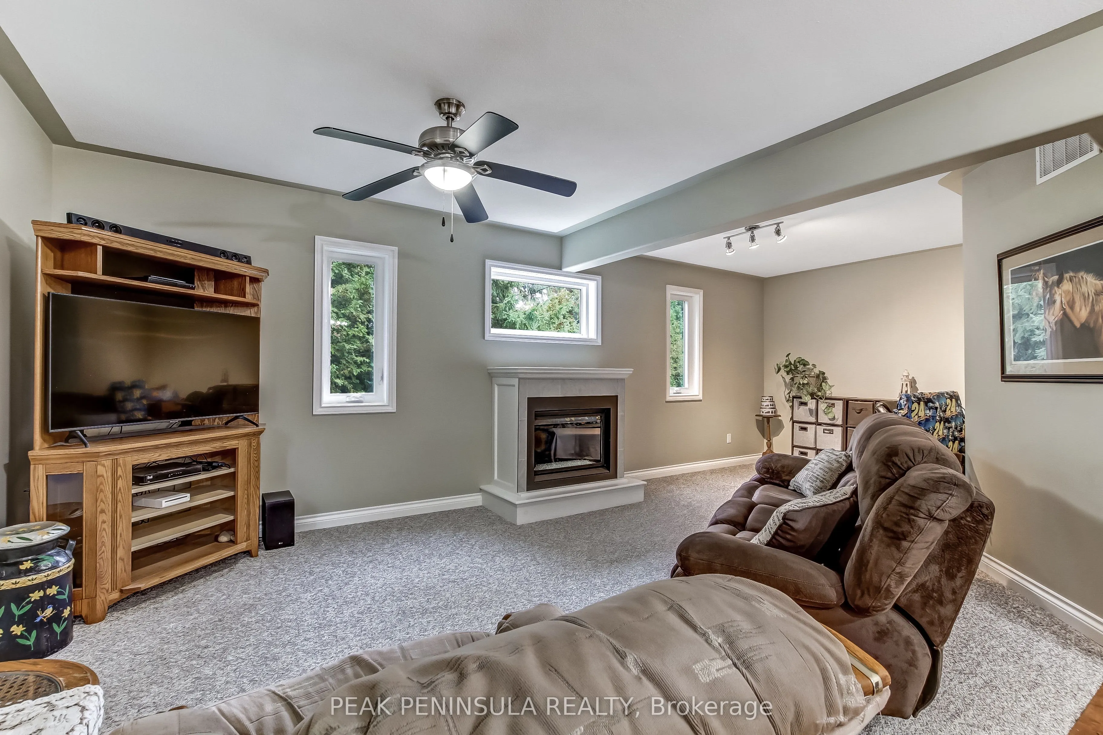 1224 Front Road