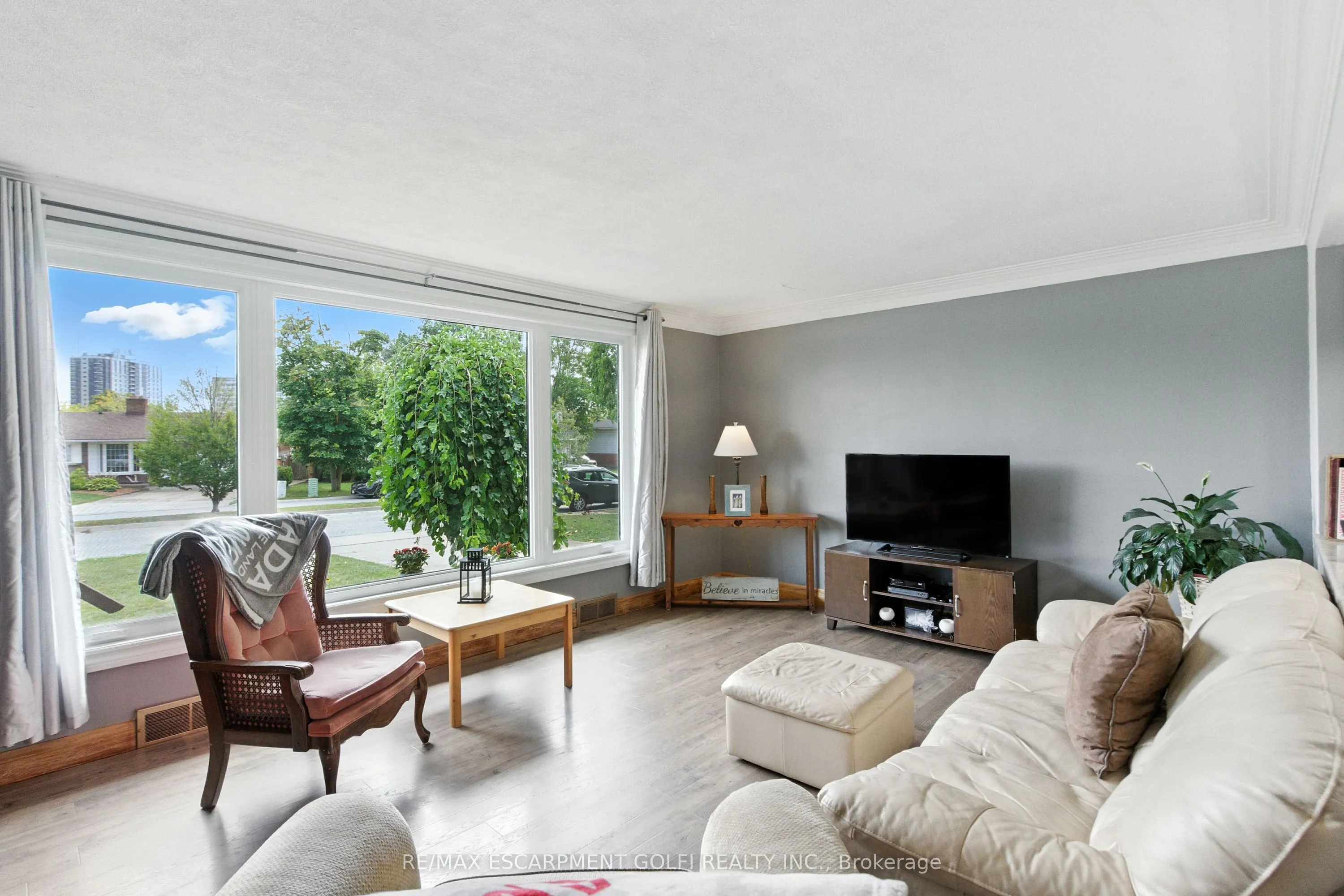 10 Riverview Boulevard