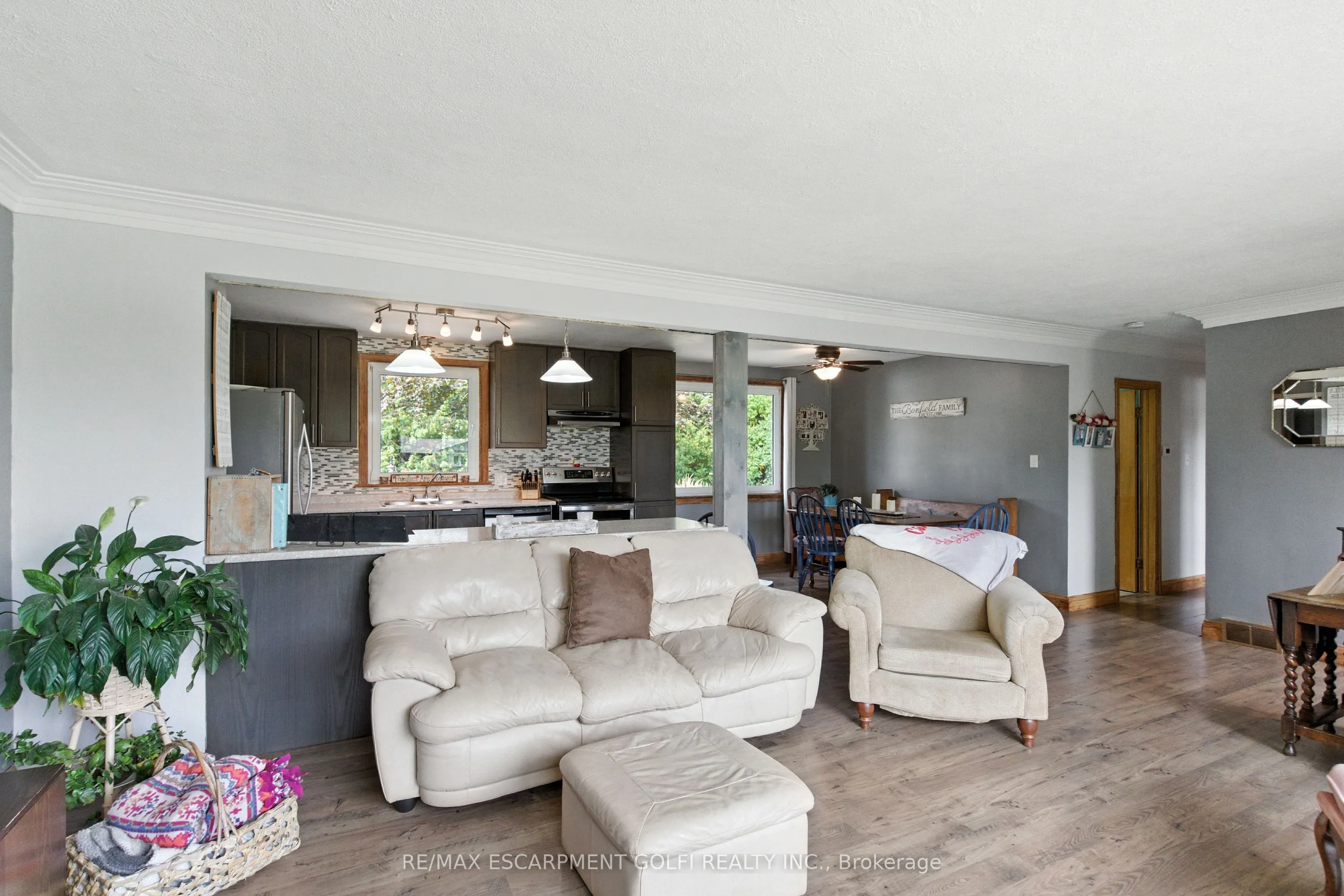 10 Riverview Boulevard