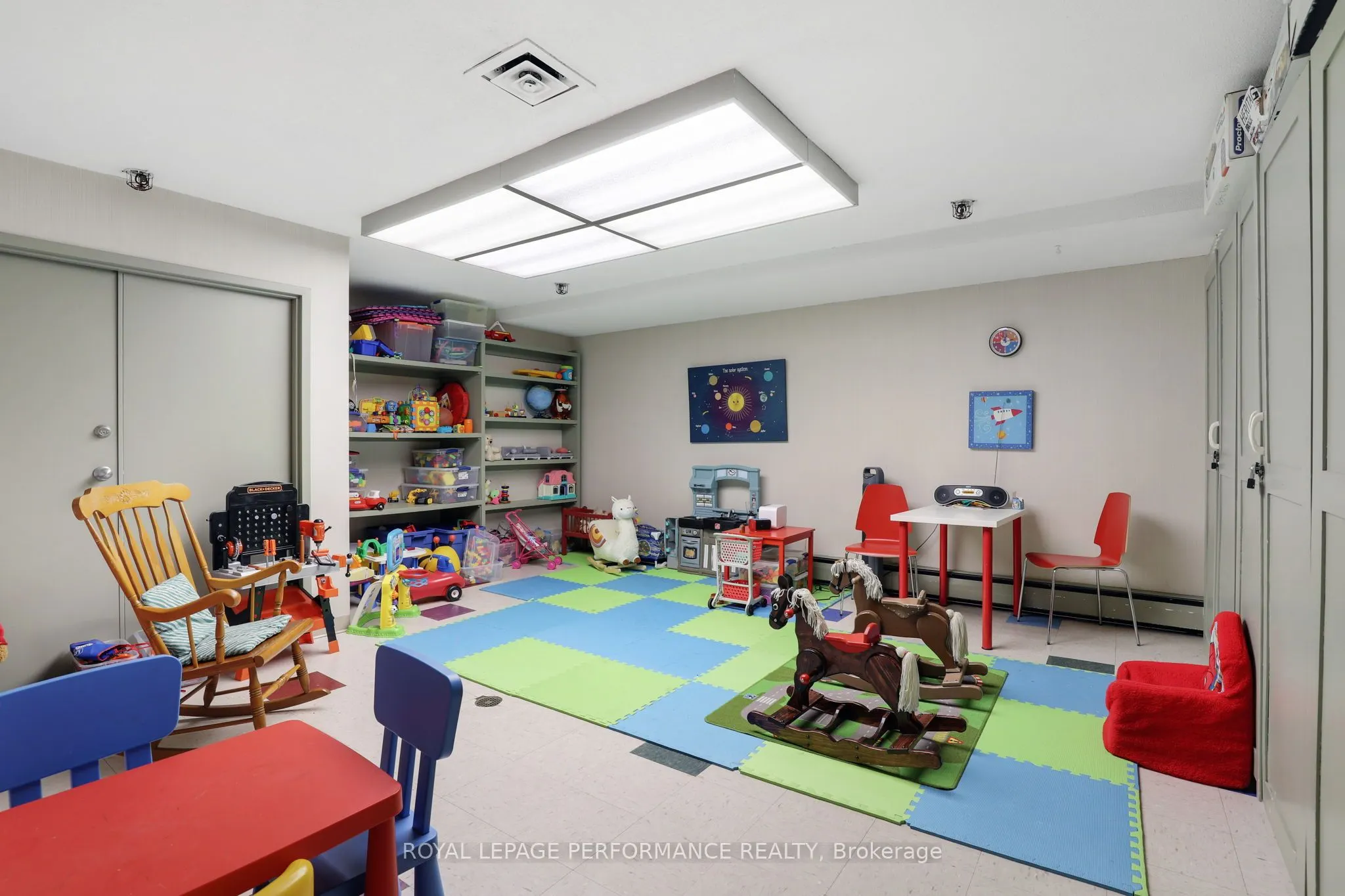 1171 Ambleside Drive, #1002