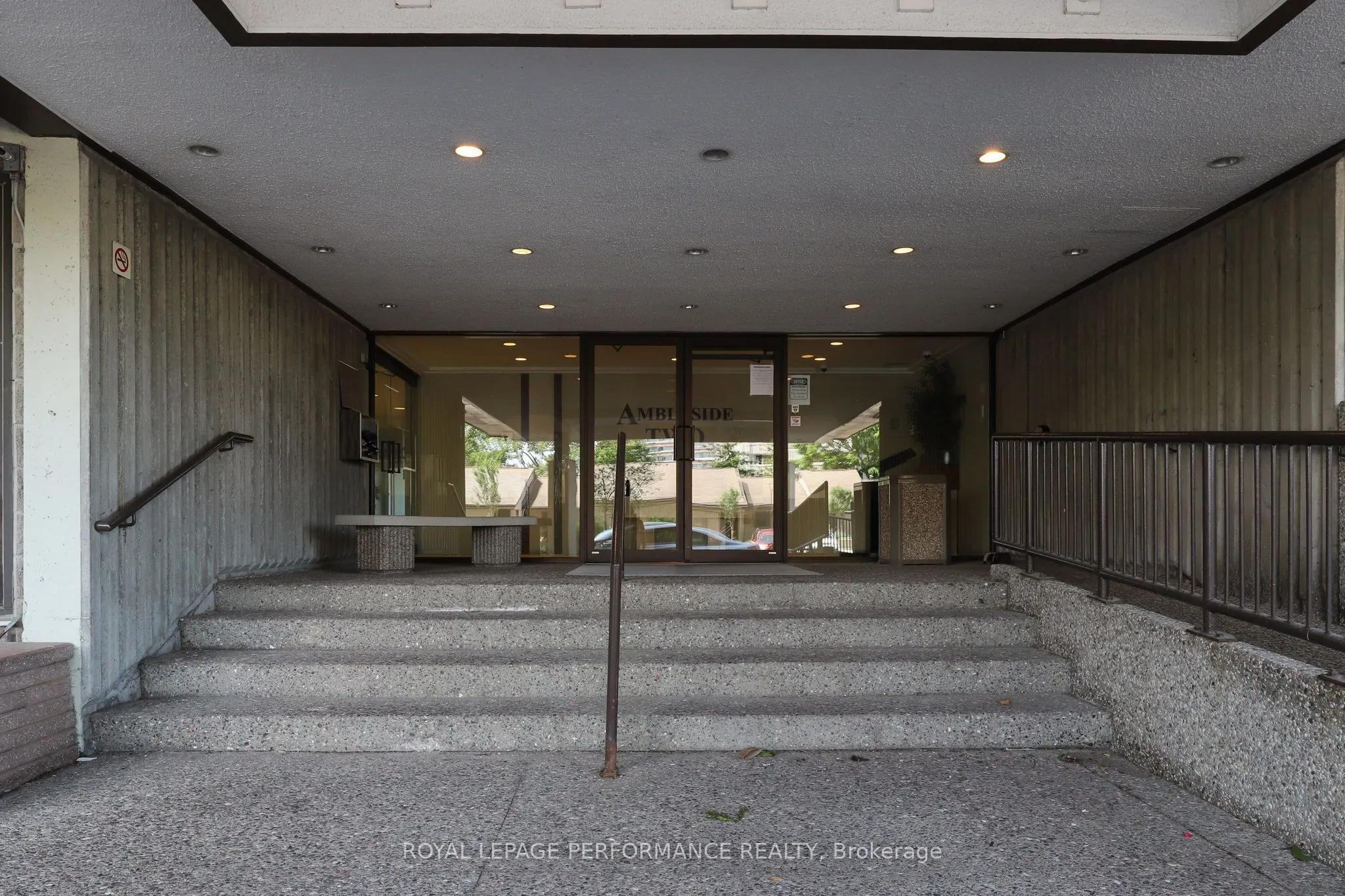 1171 Ambleside Drive, #1002