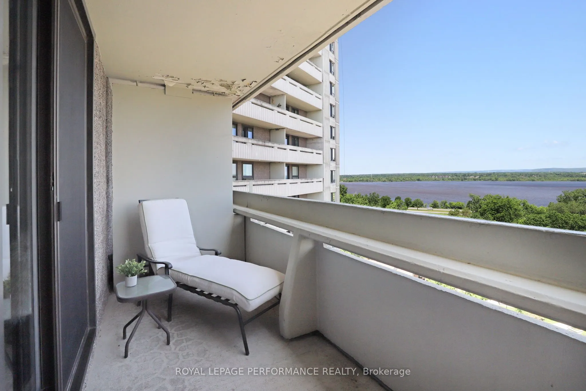 1171 Ambleside Drive, #1002
