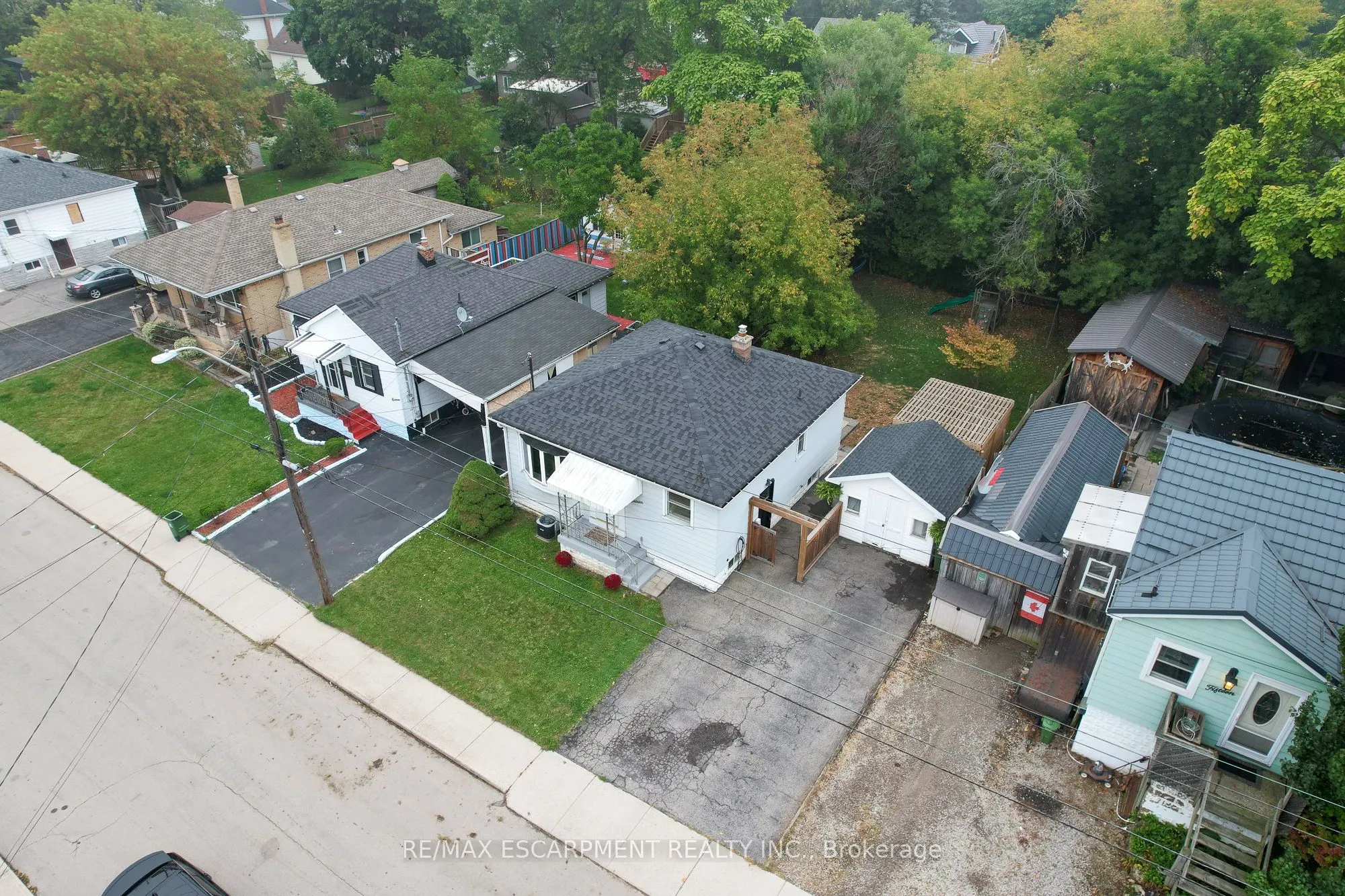 13 David Avenue