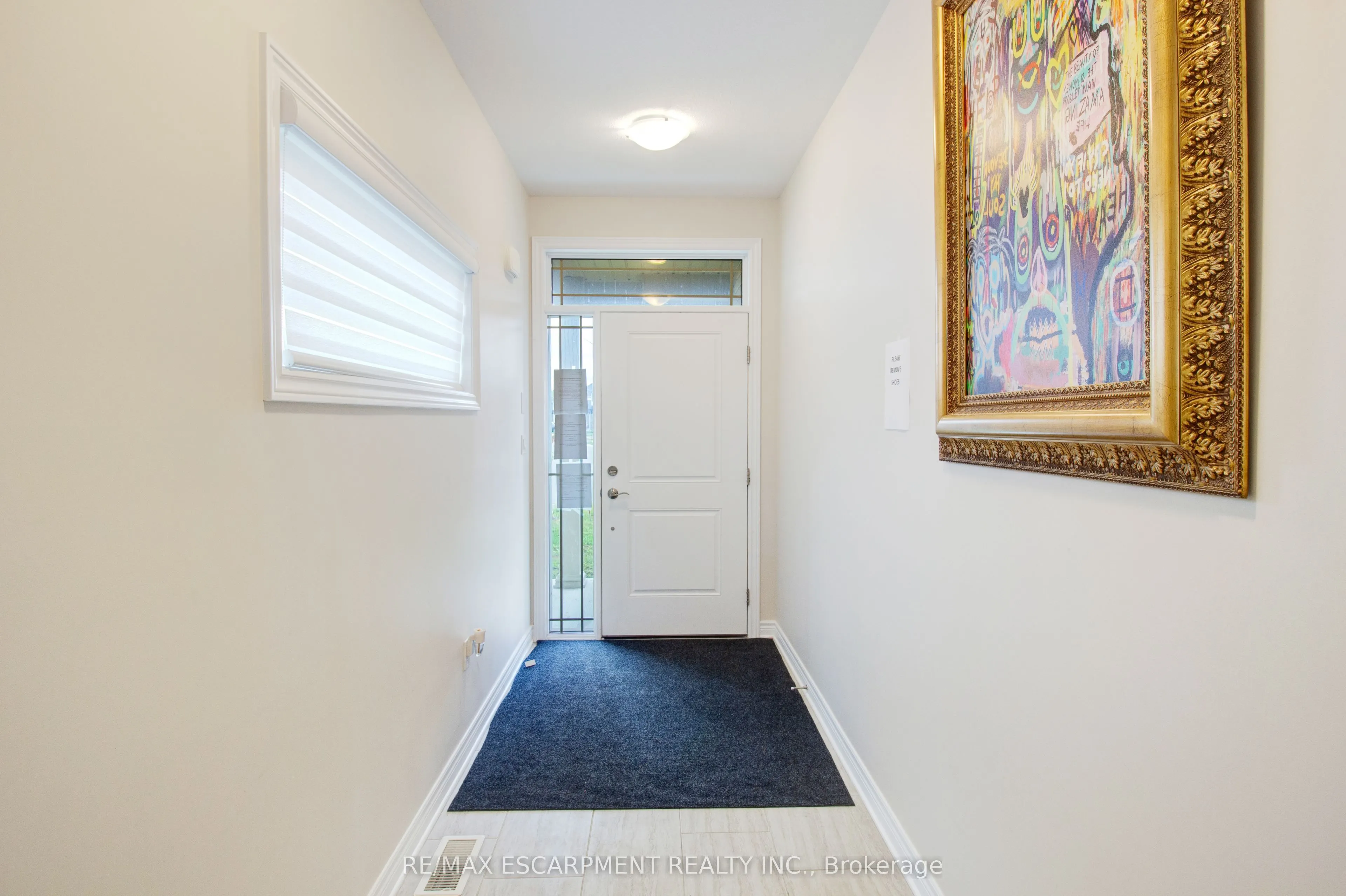 7387 Sherrilee Crescent