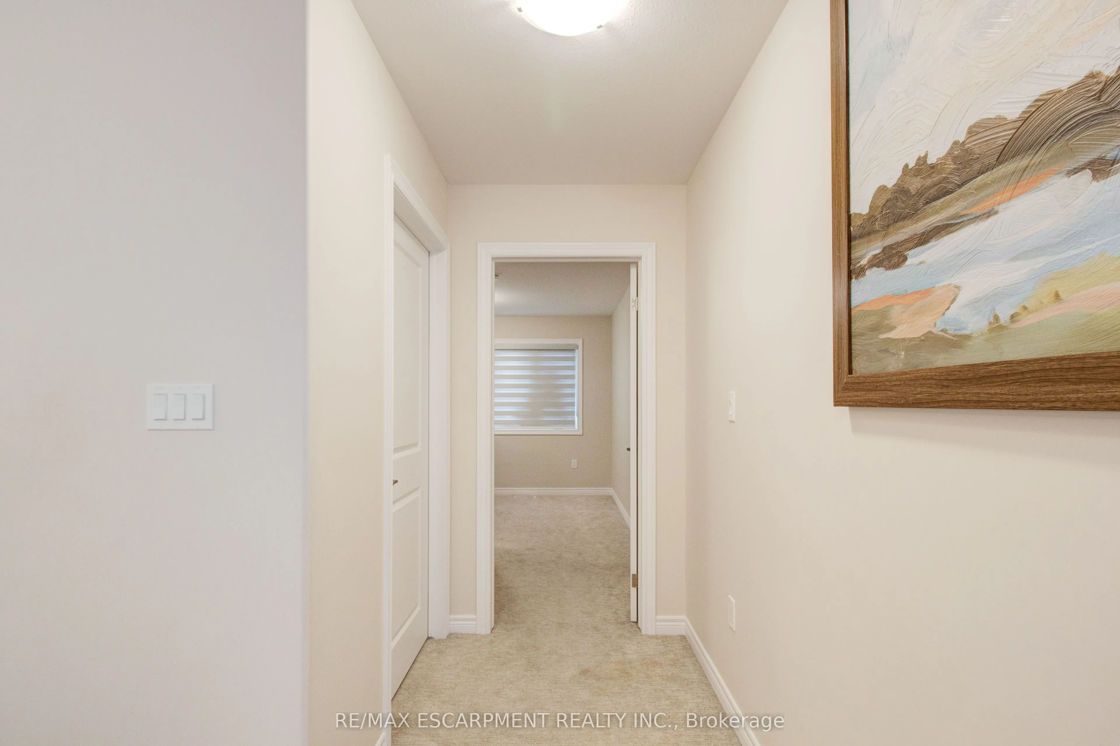 7387 Sherrilee Crescent