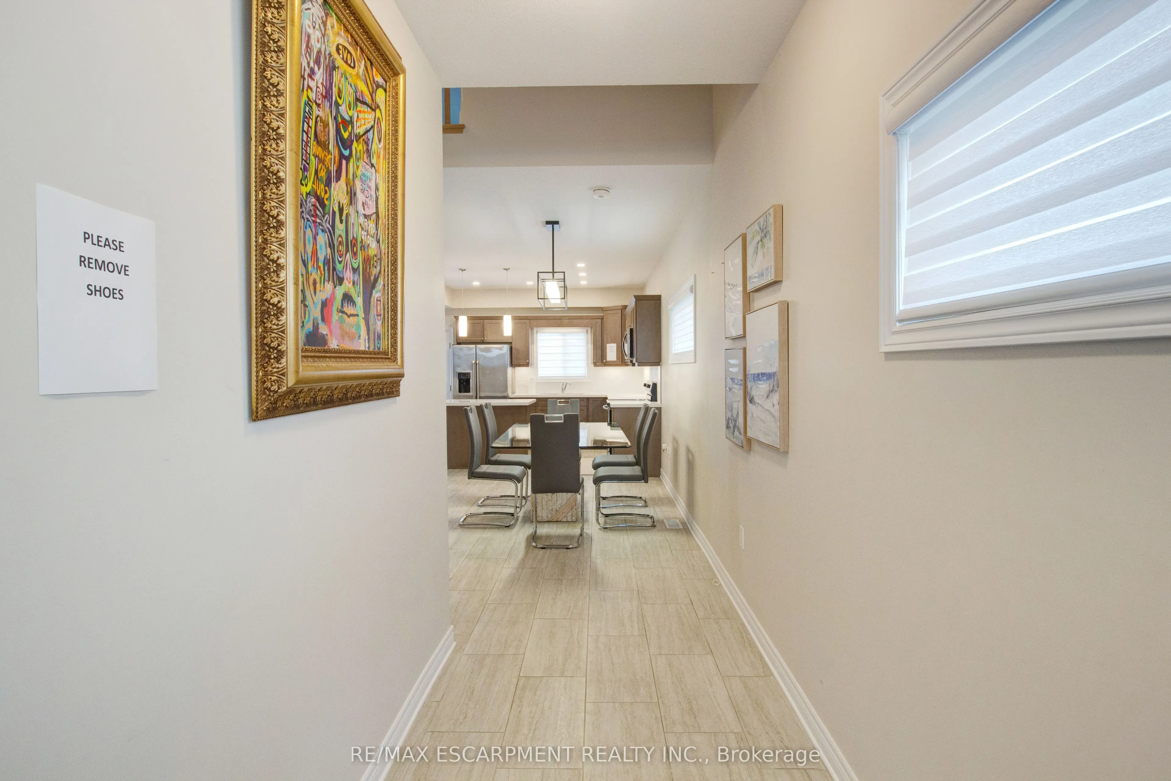 7387 Sherrilee Crescent