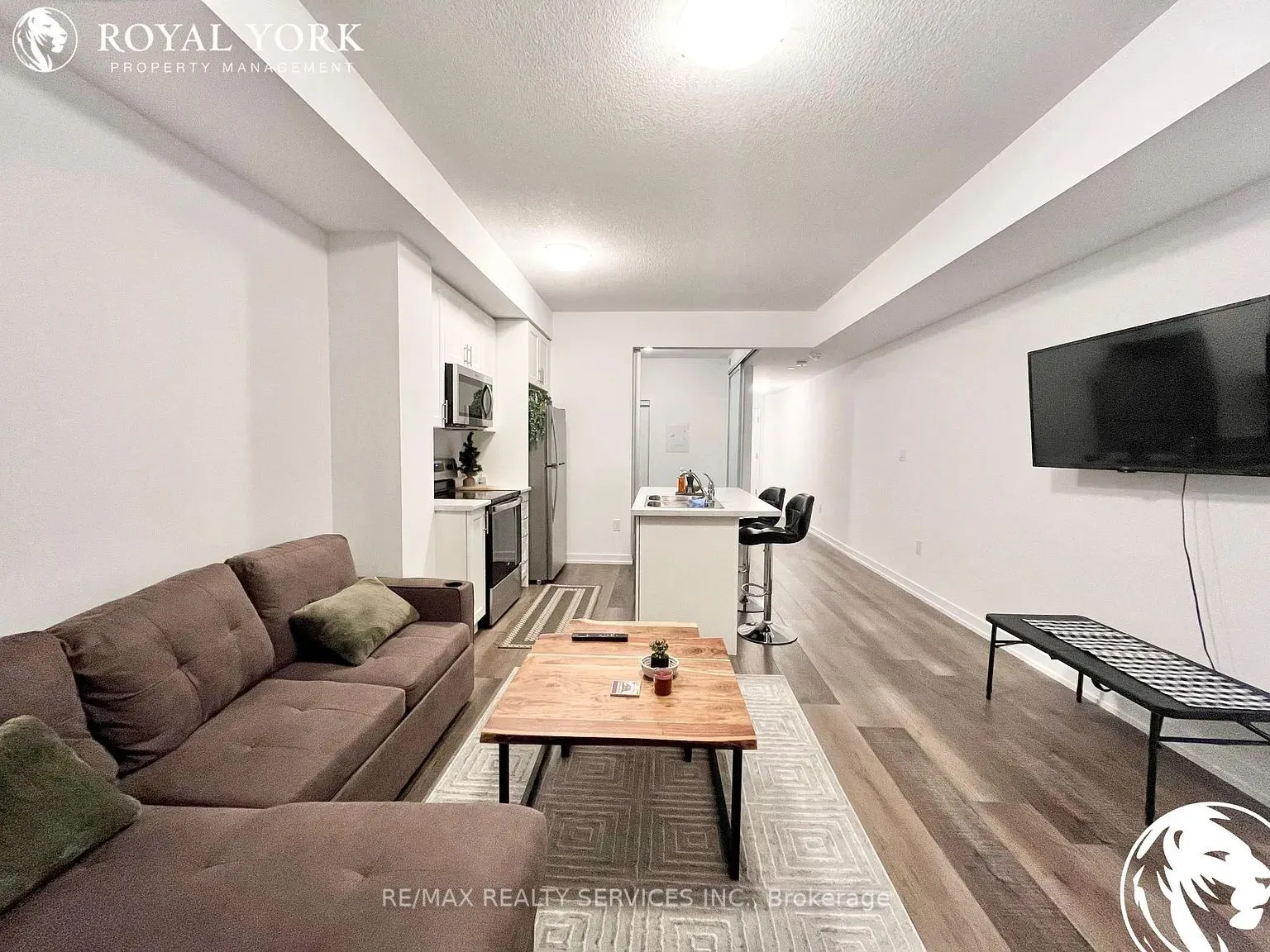 460 Dundas Street, #429