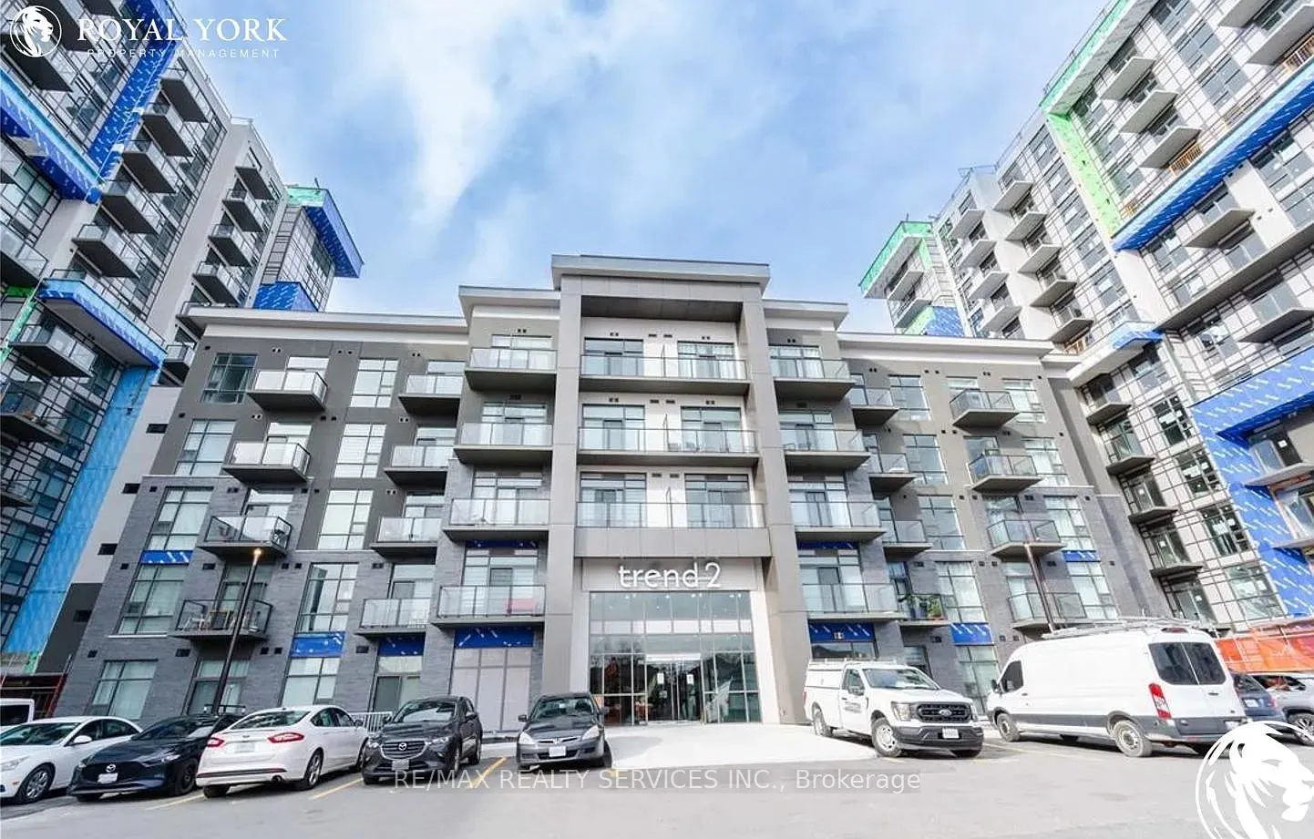 460 Dundas Street, #429