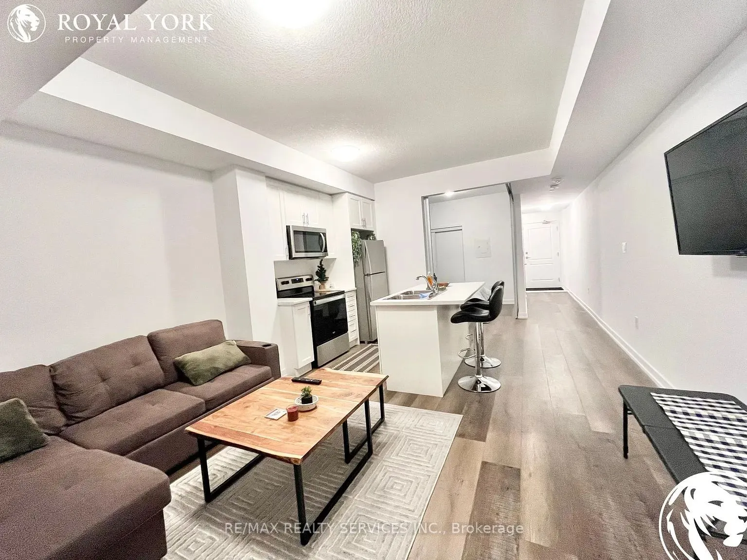 460 Dundas Street, #429