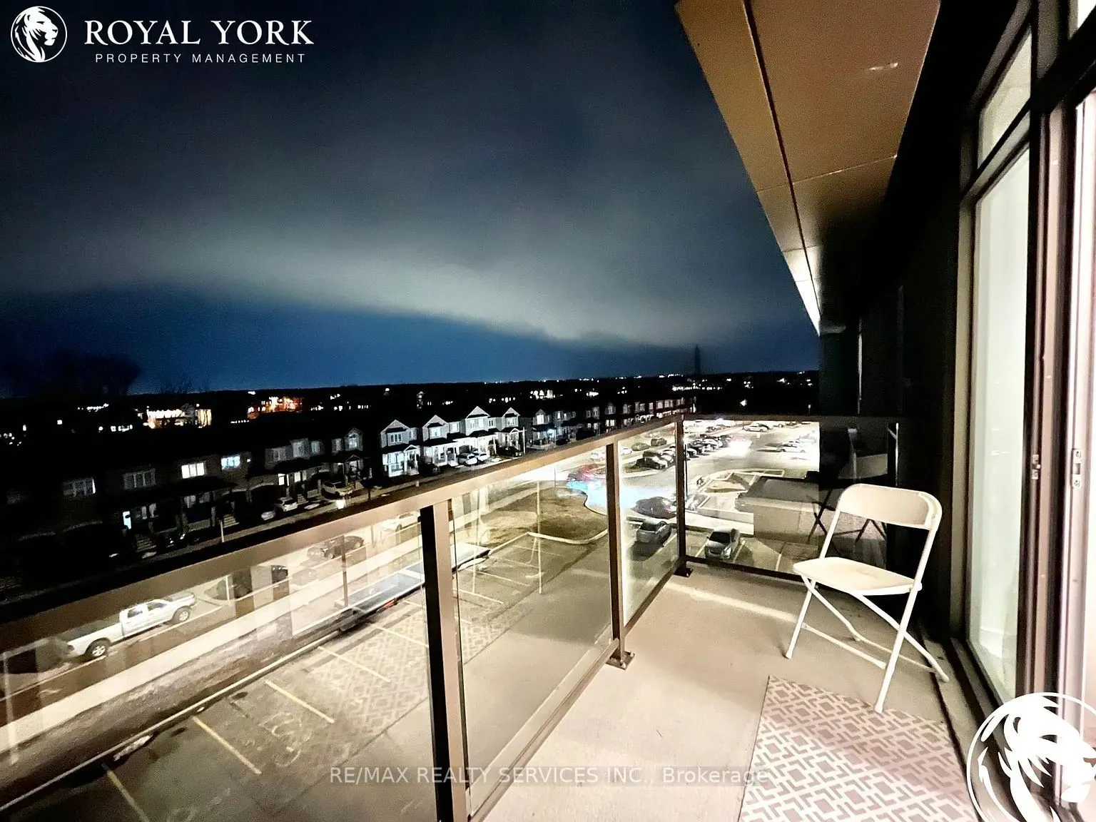 460 Dundas Street, #429