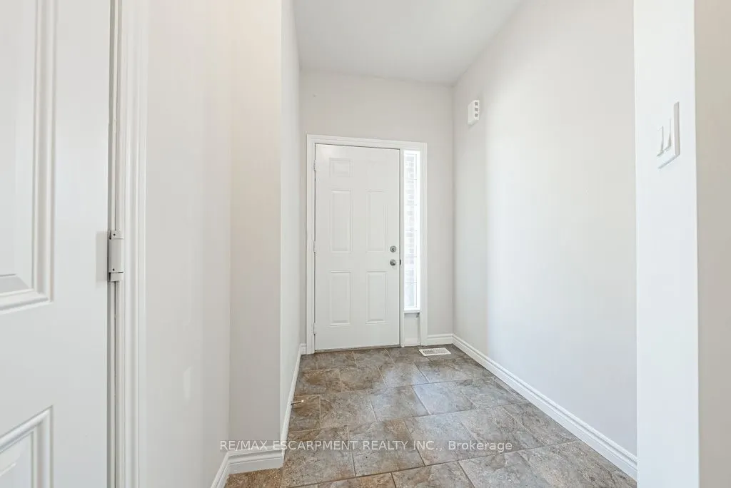 89 MEDICI Lane