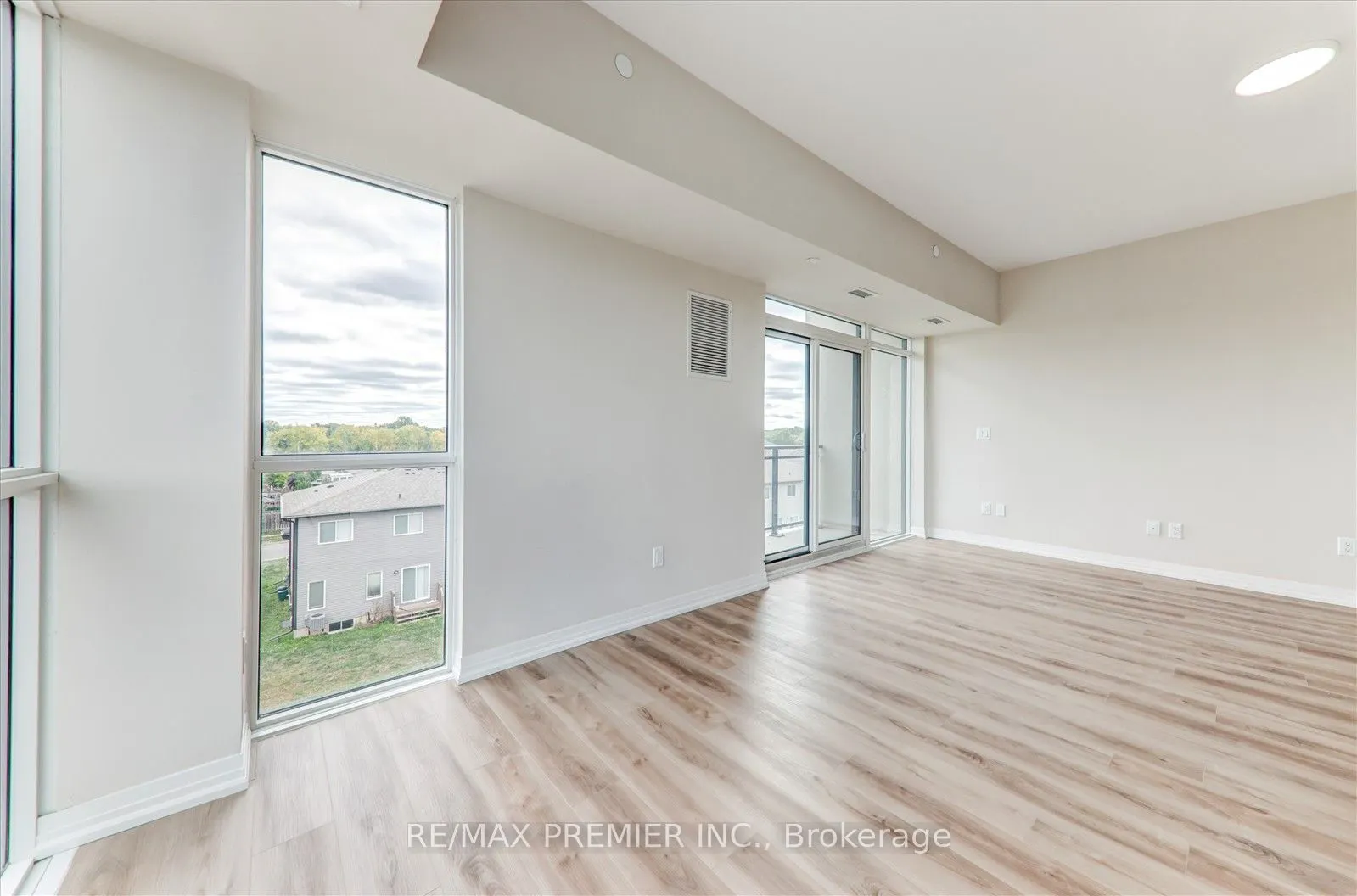 50 Herrick Avenue, #21