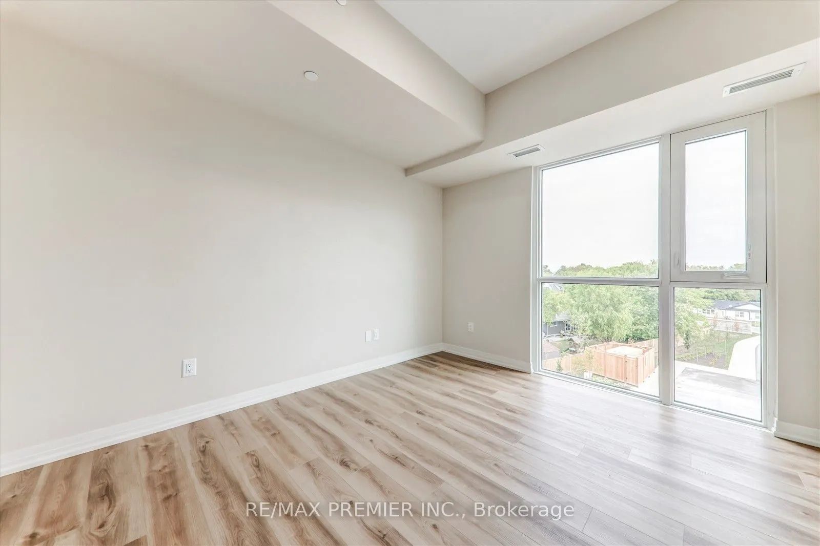 50 Herrick Avenue, #LP-17