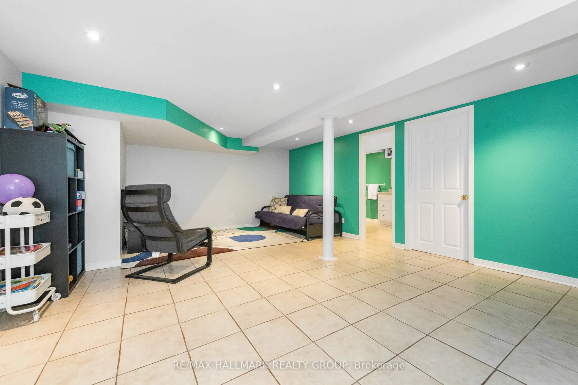 9 Newbury Avenue