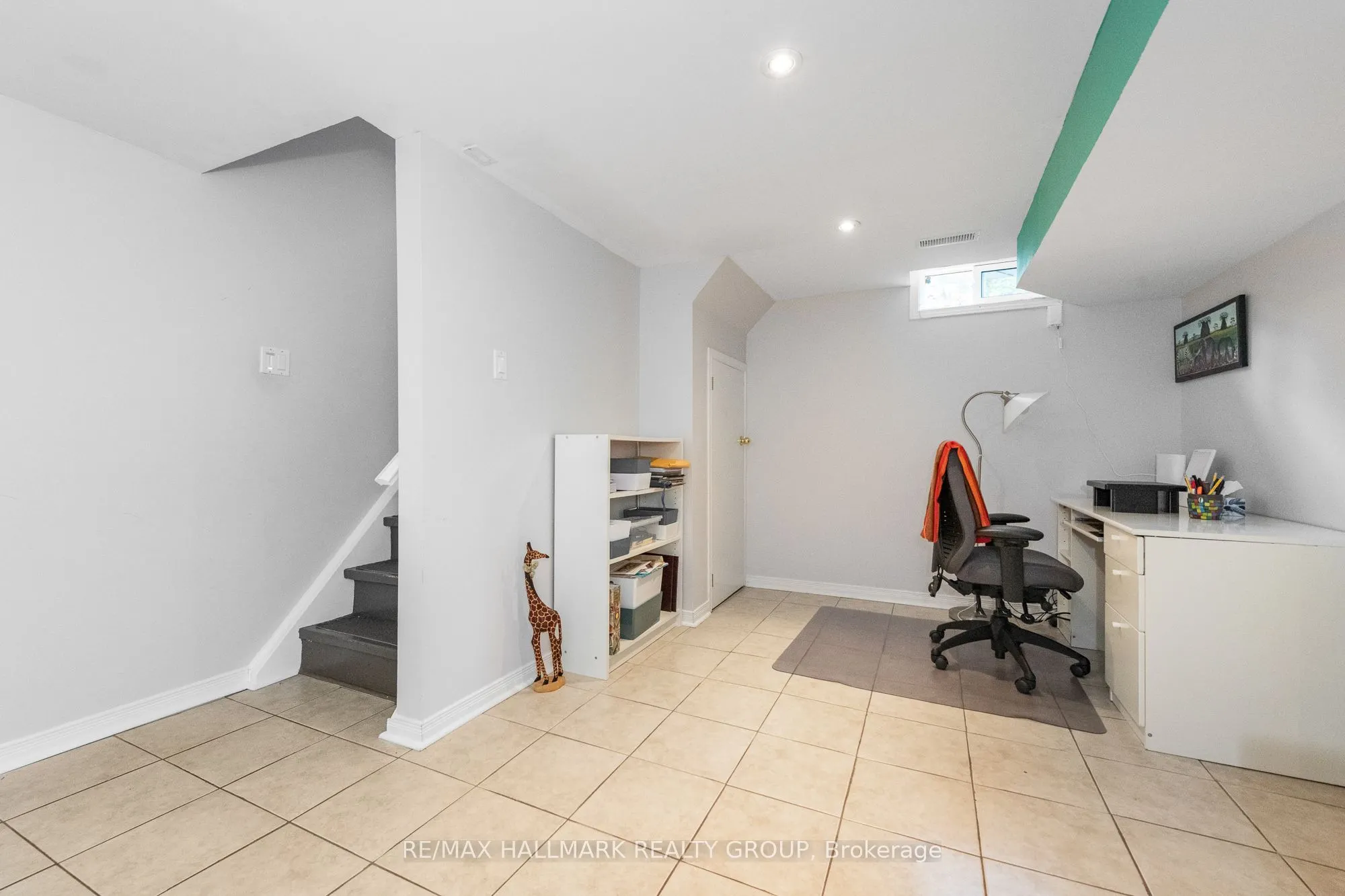 9 Newbury Avenue
