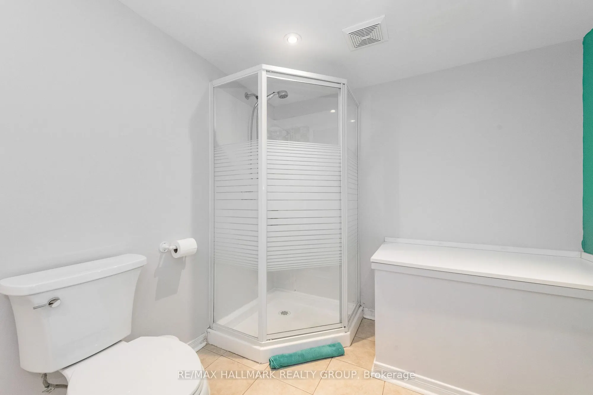 9 Newbury Avenue