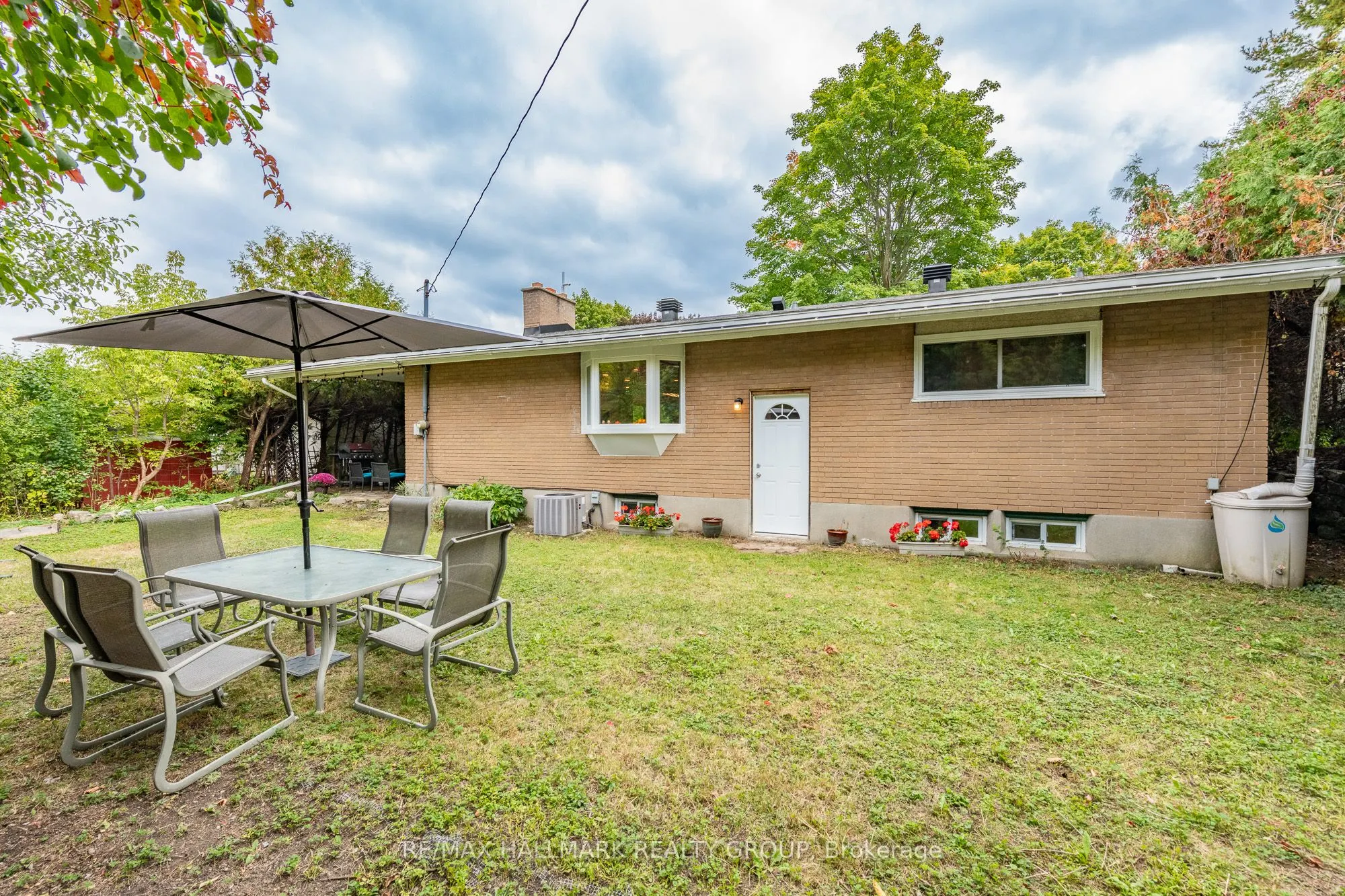 9 Newbury Avenue