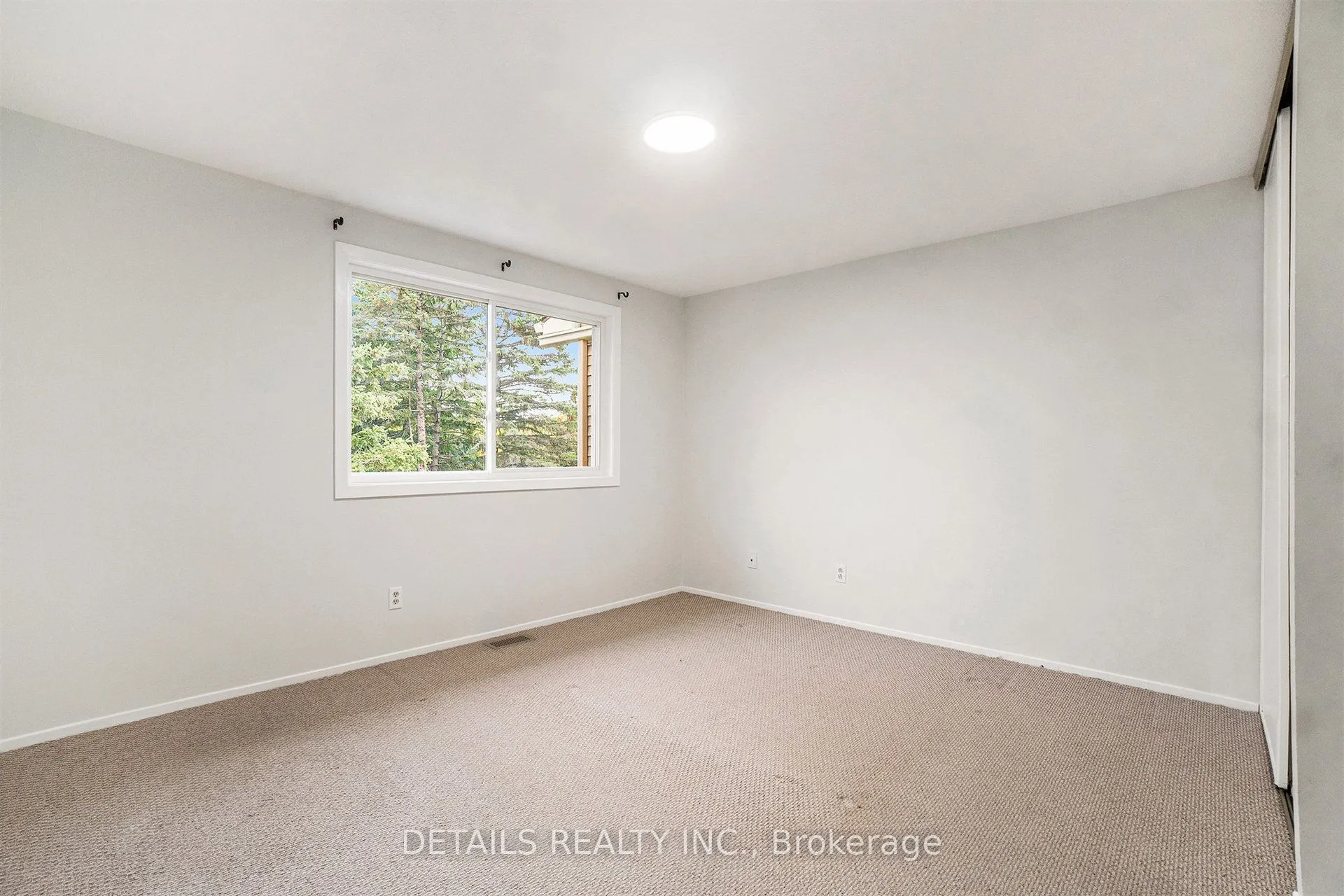 144 Valley Stream, Unit D Drive, #9