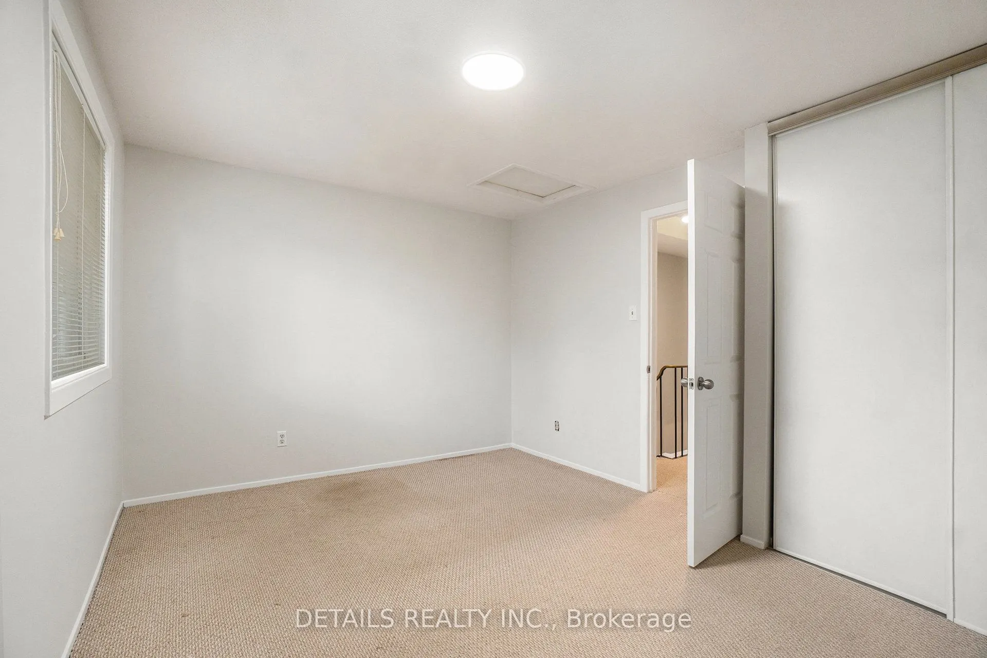 144 Valley Stream, Unit D Drive, #9