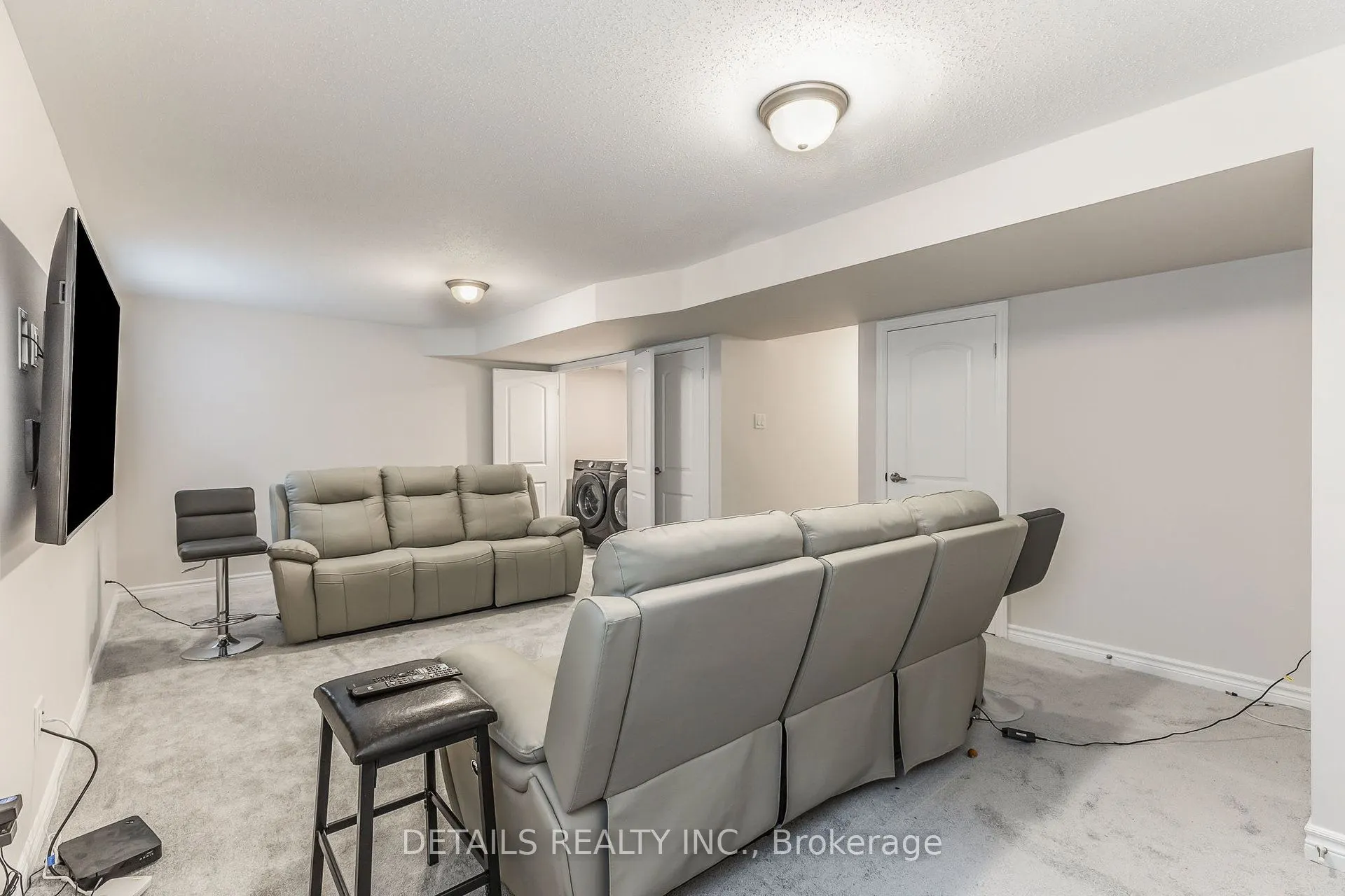 708 Vennecy Terrace