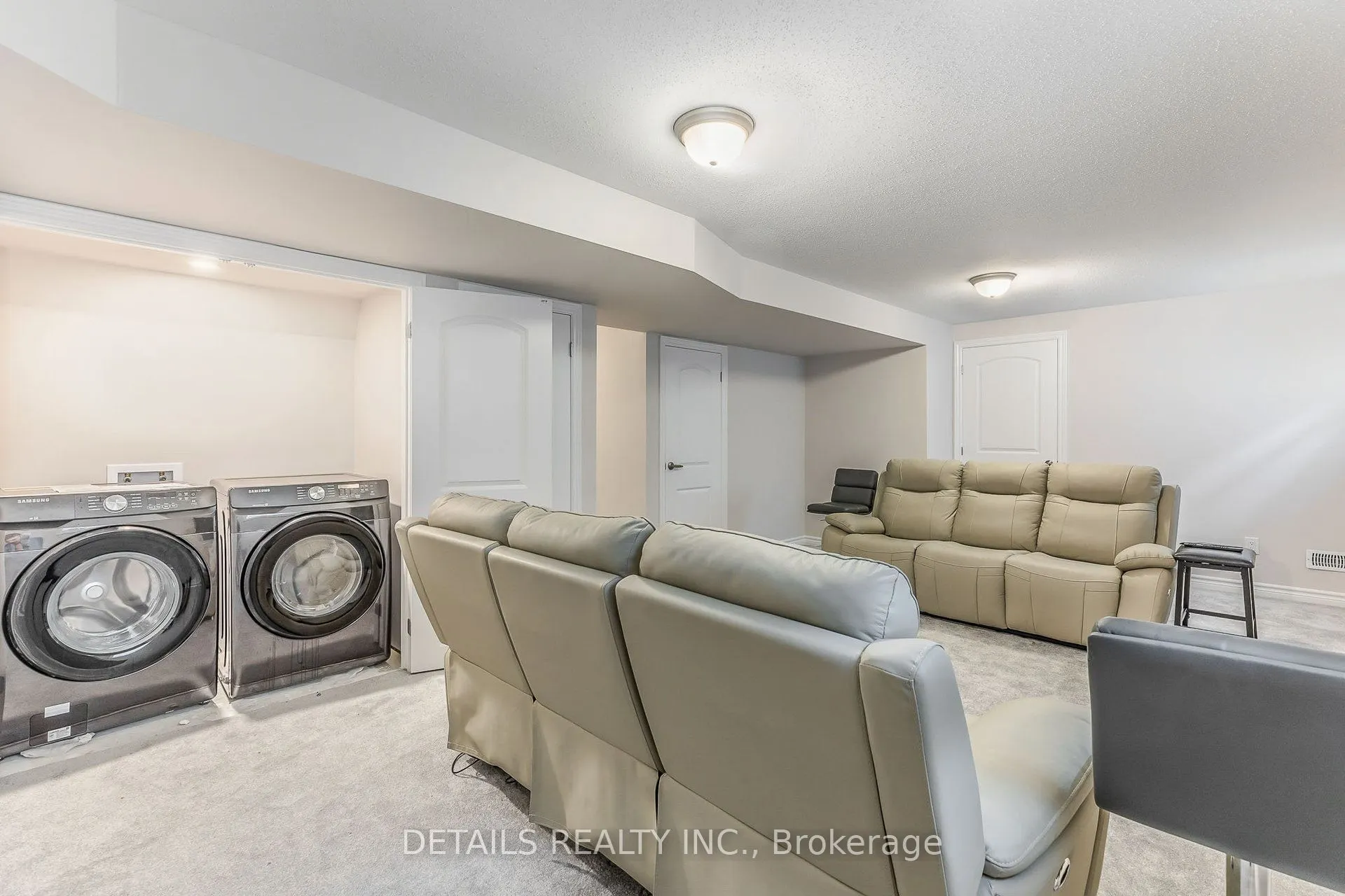 708 Vennecy Terrace