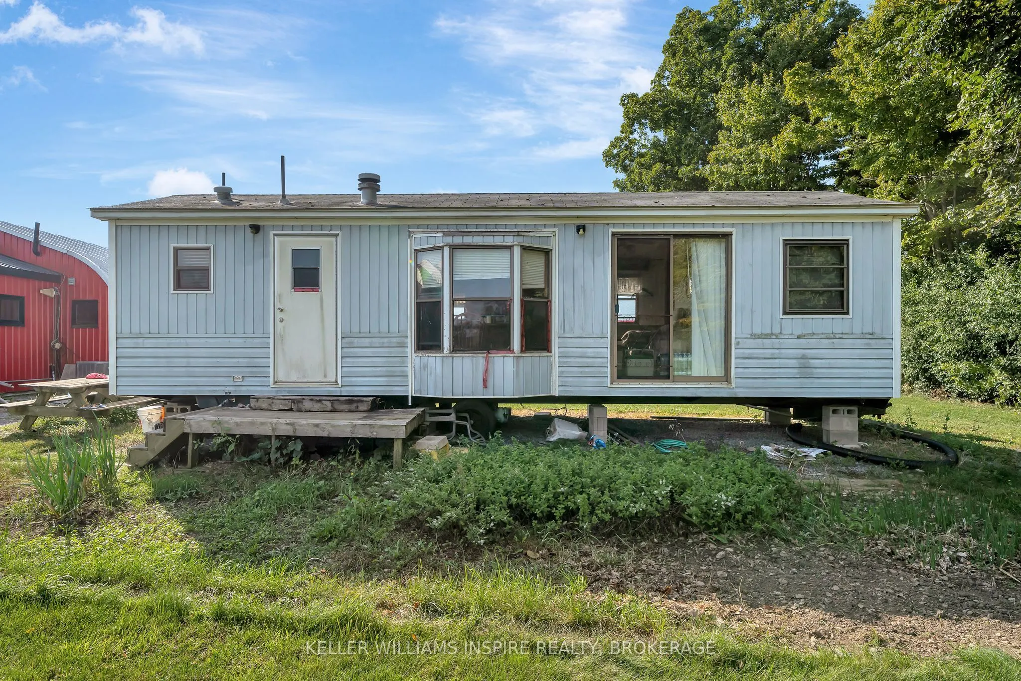 18055 Loyalist Parkway