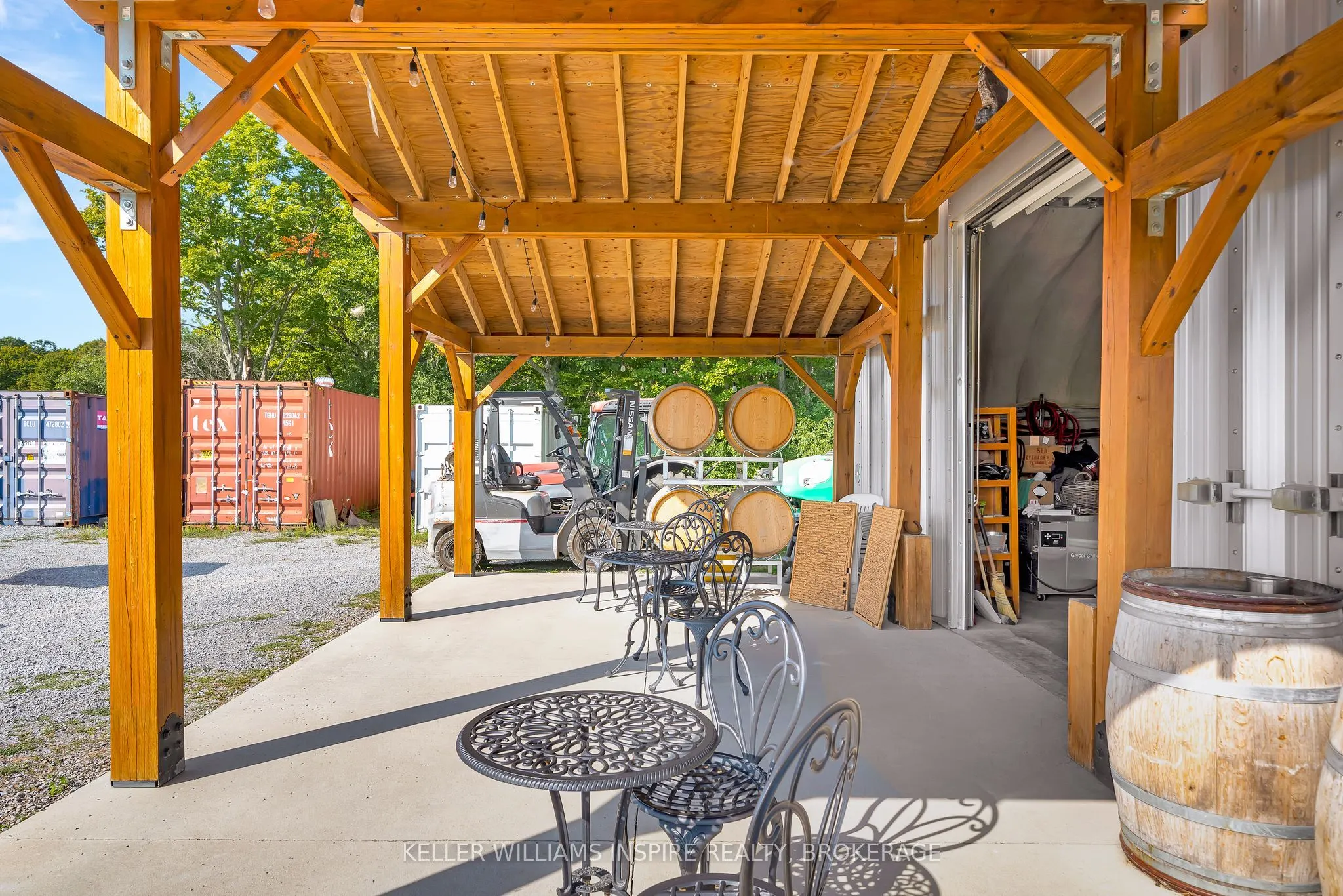 18055 Loyalist Parkway