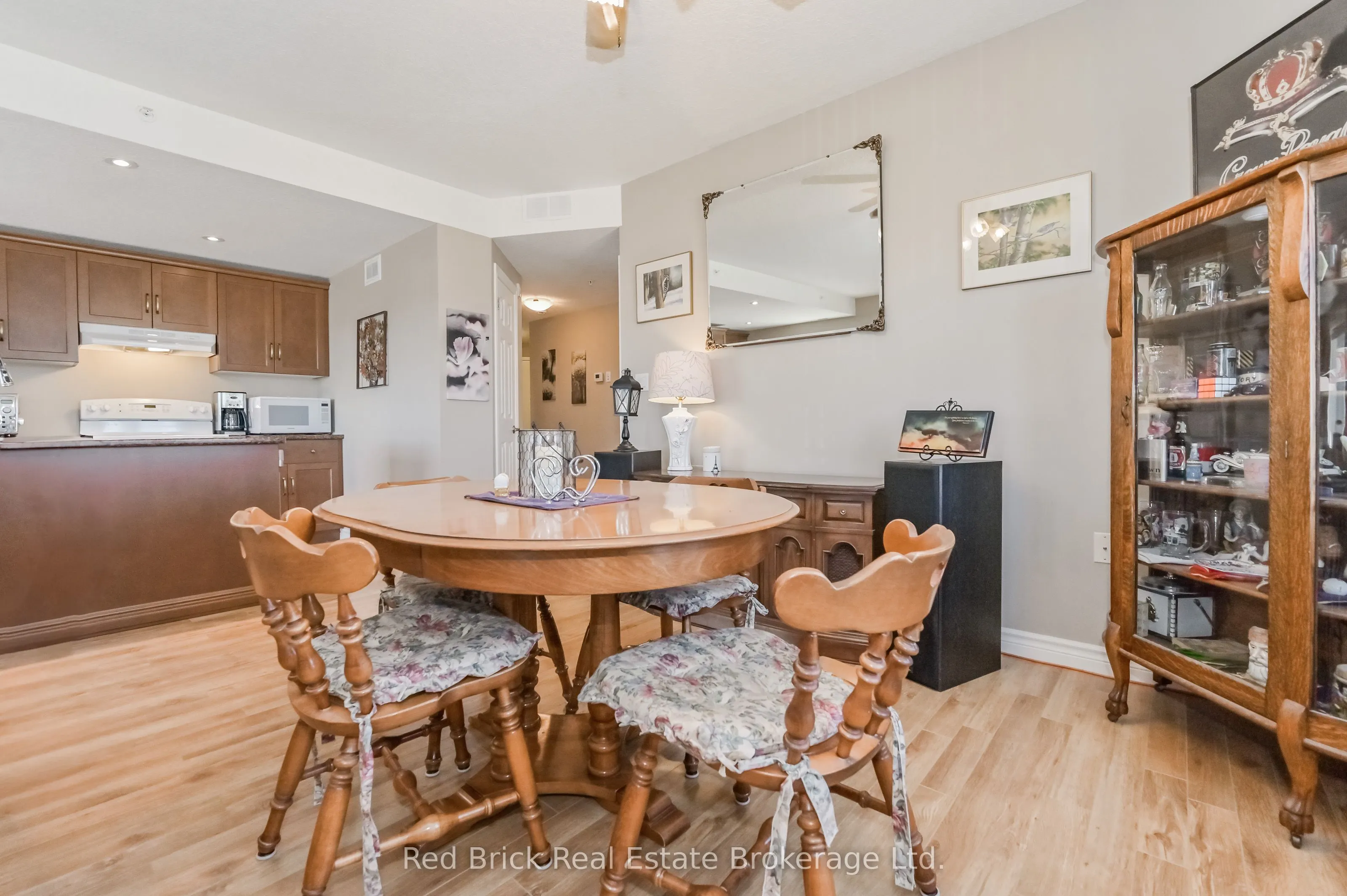 6492 Gerrie Road #207
