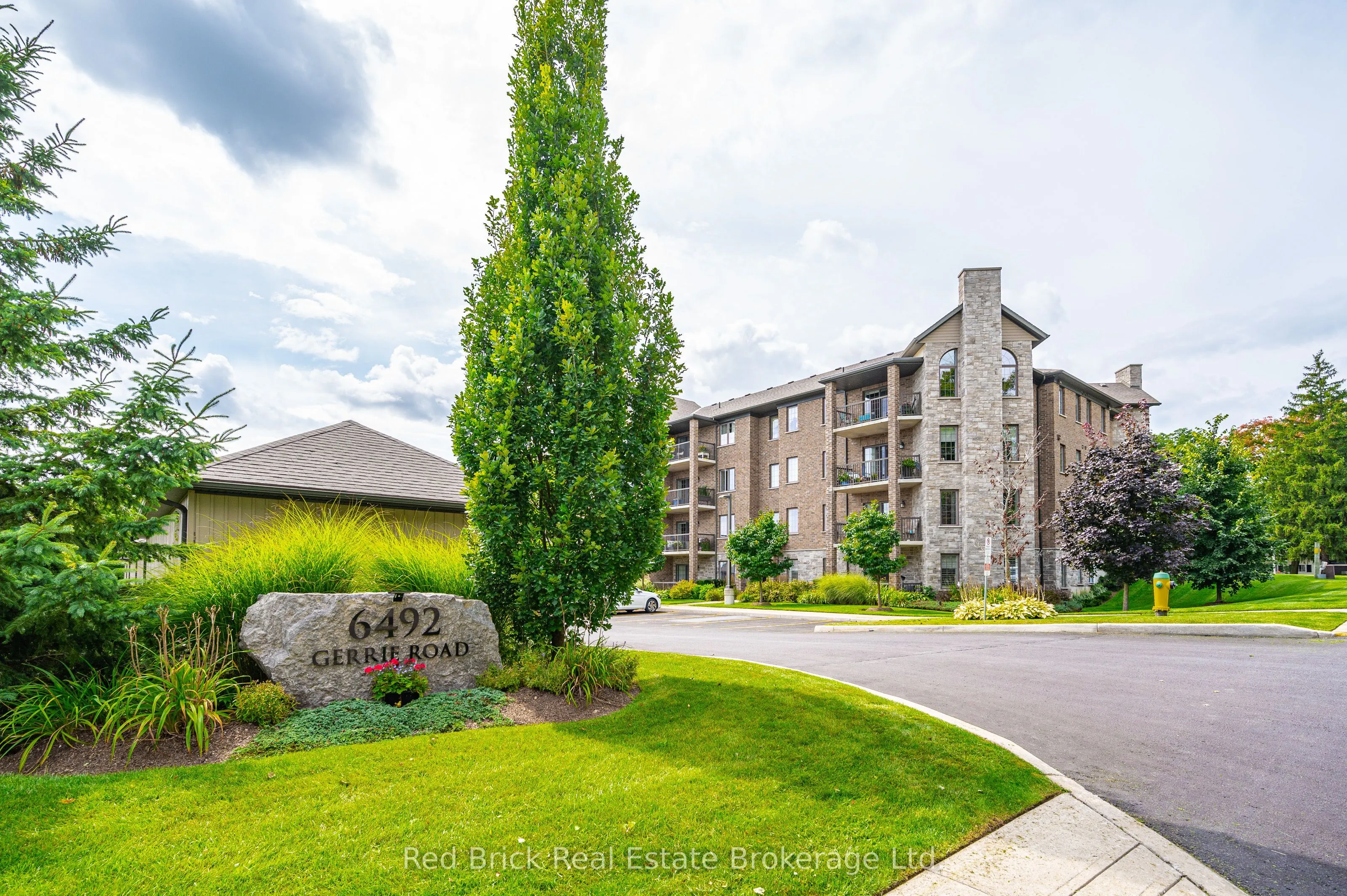 6492 Gerrie Road #207