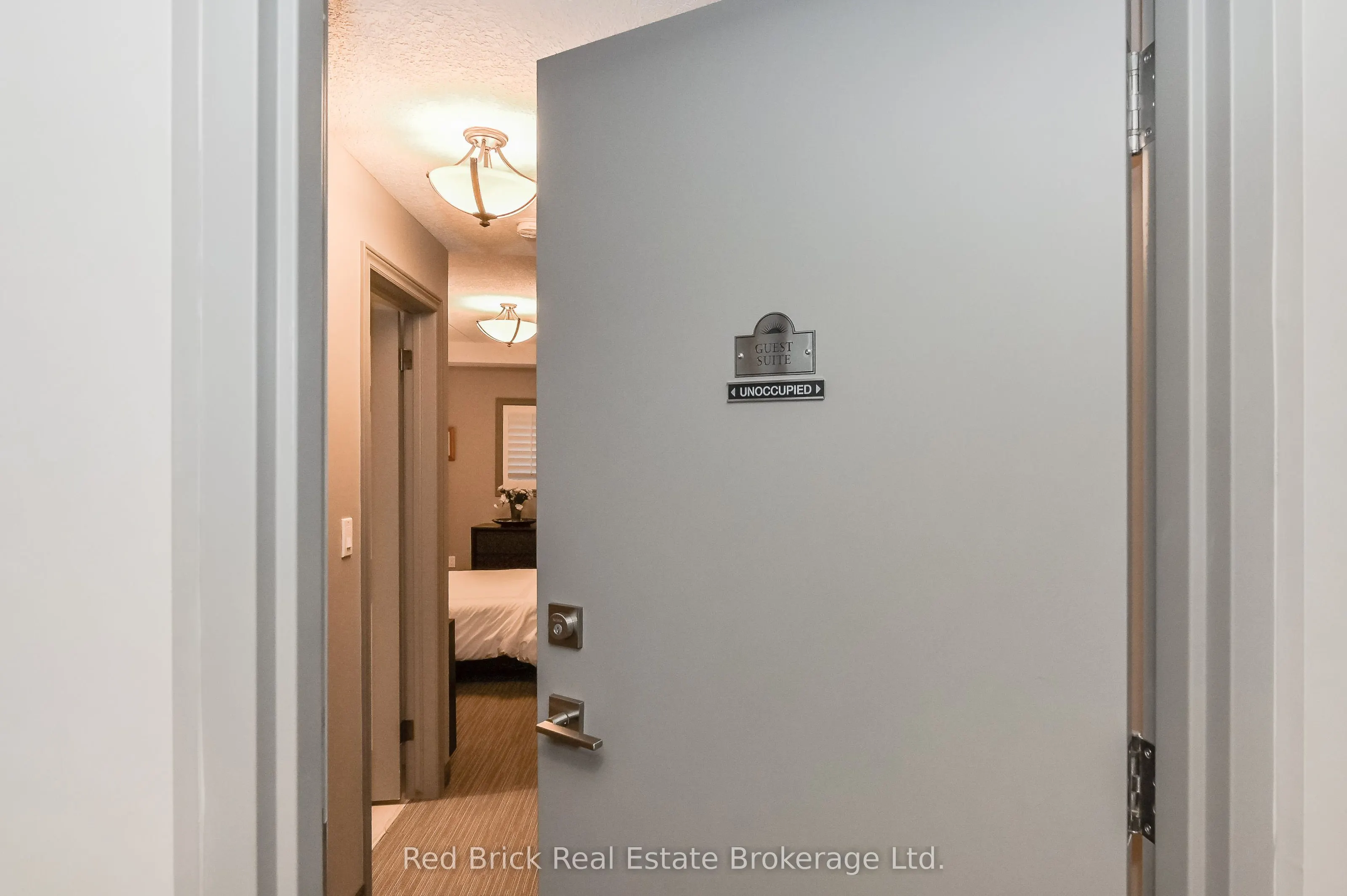 6492 Gerrie Road #207