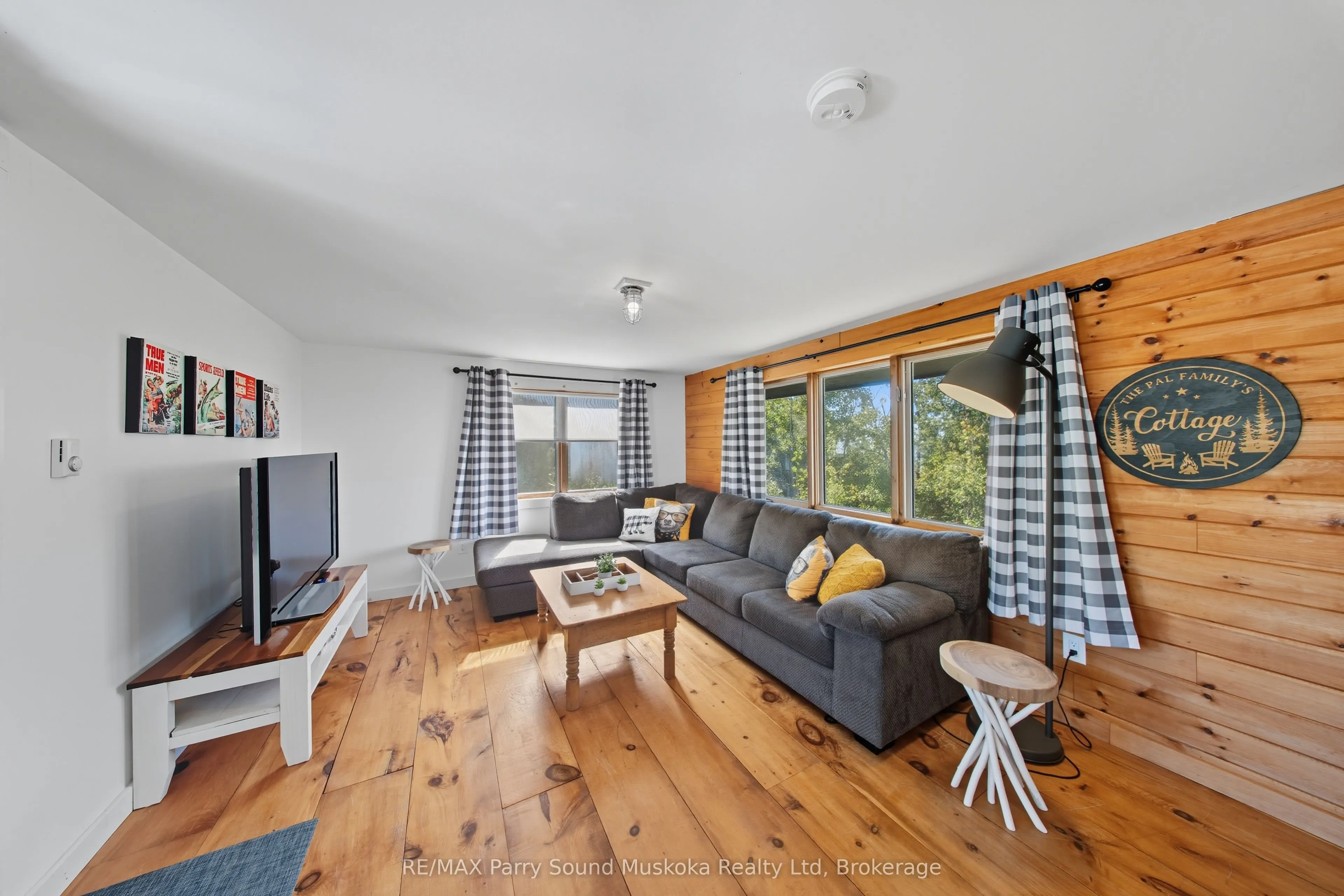 15 Forsyths Road