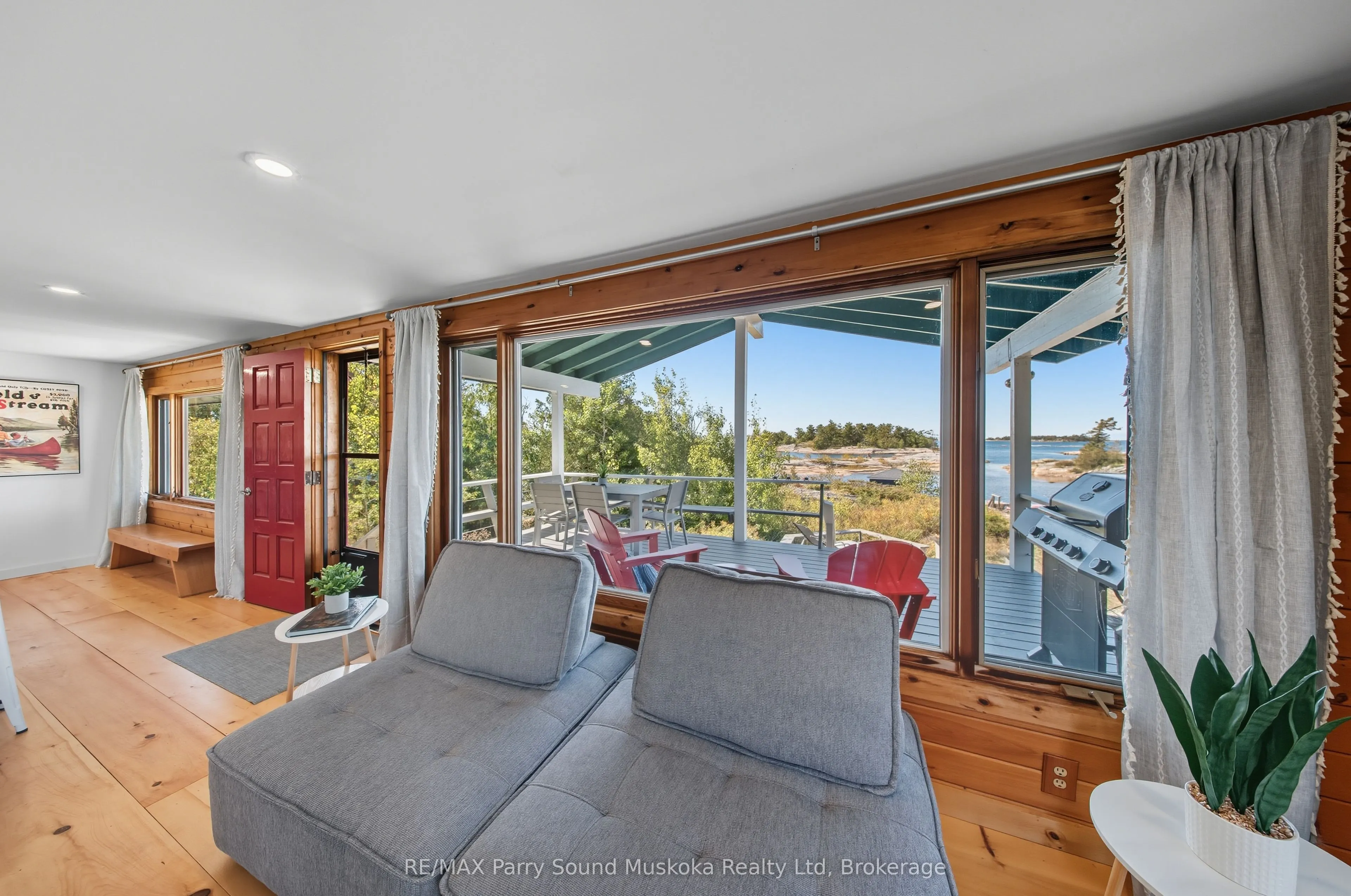 15 Forsyths Road