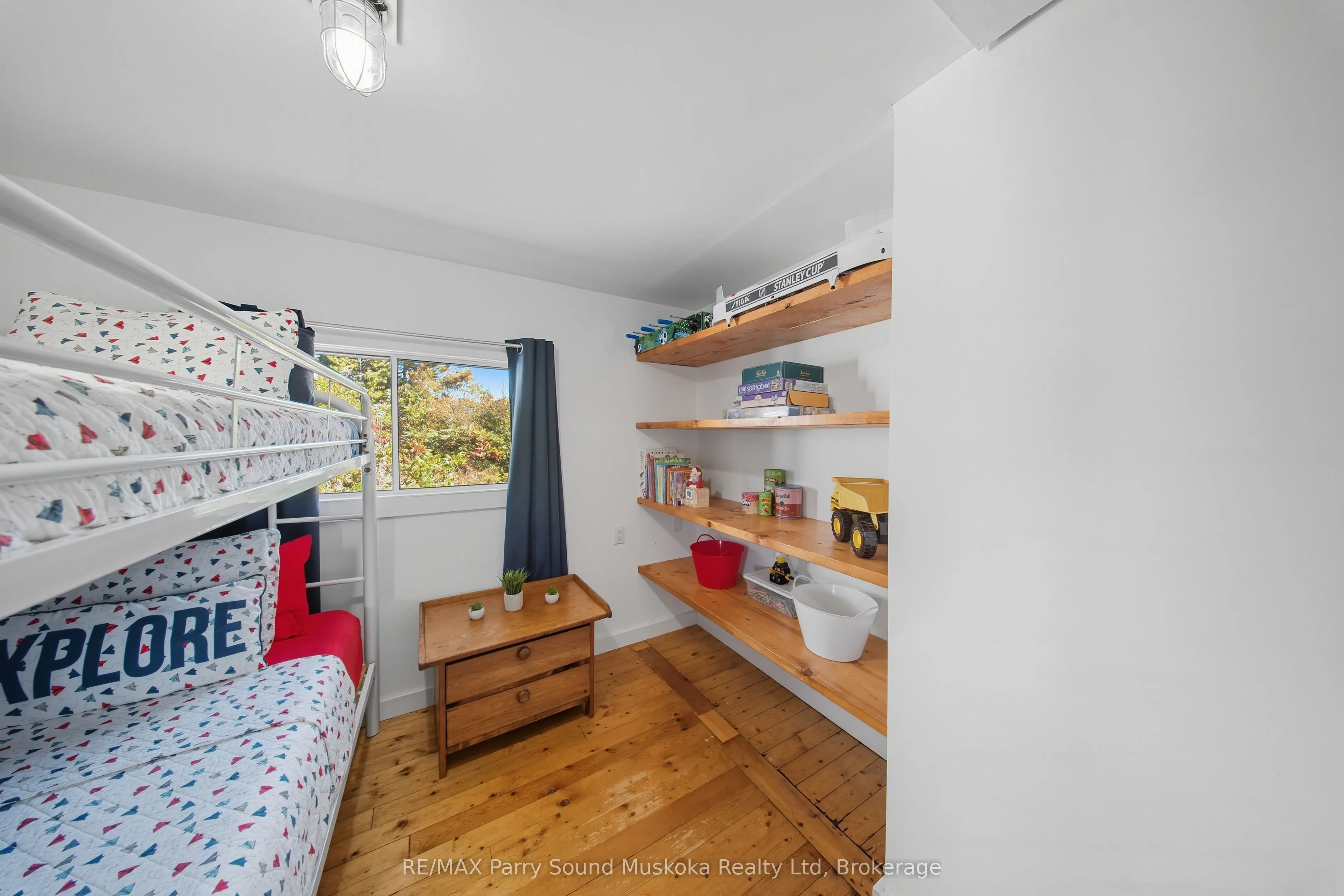 15 Forsyths Road