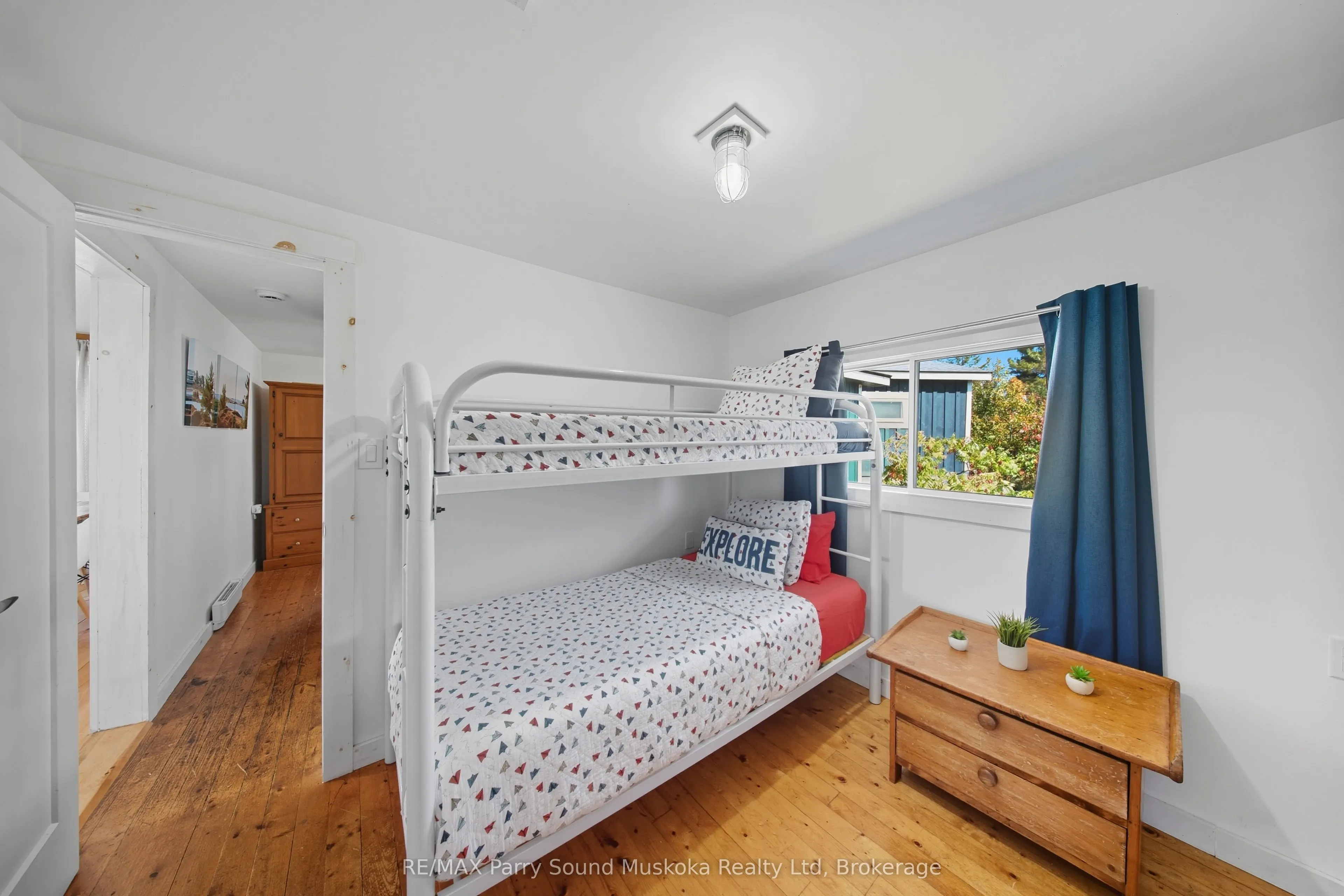 15 Forsyths Road