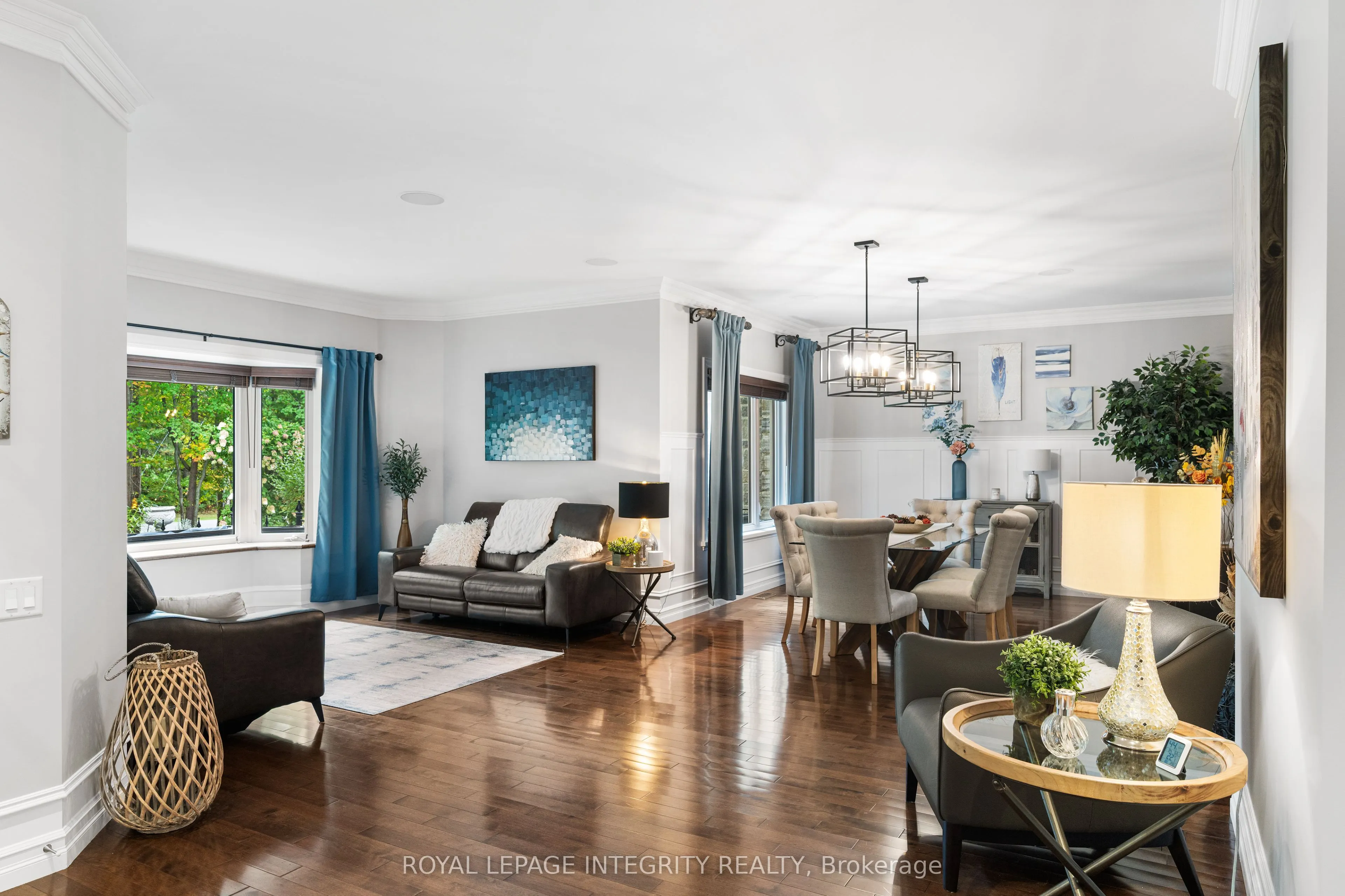 25 Marie-Eve Street E