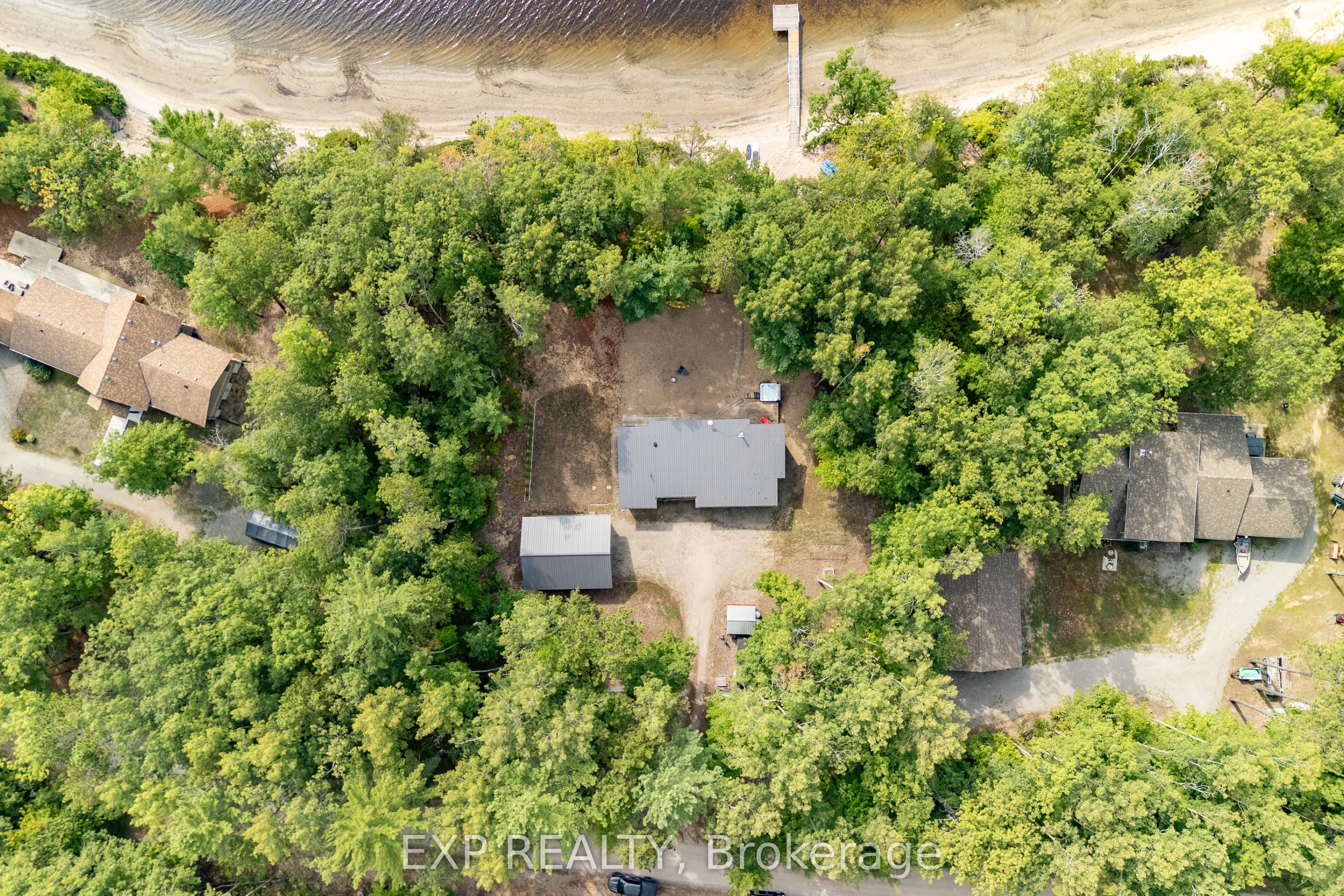 332 Lachlan Lane