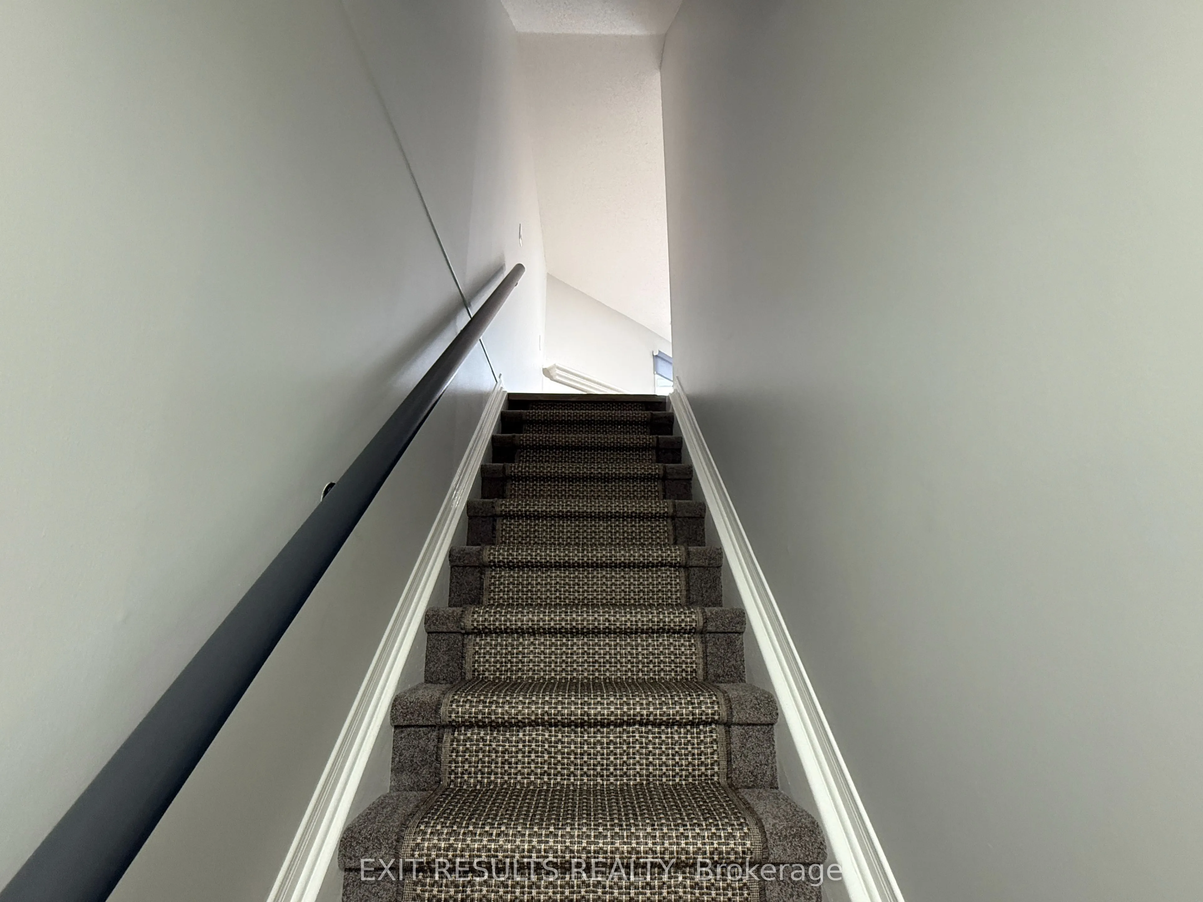 1400 WILDBERRY Court, #4