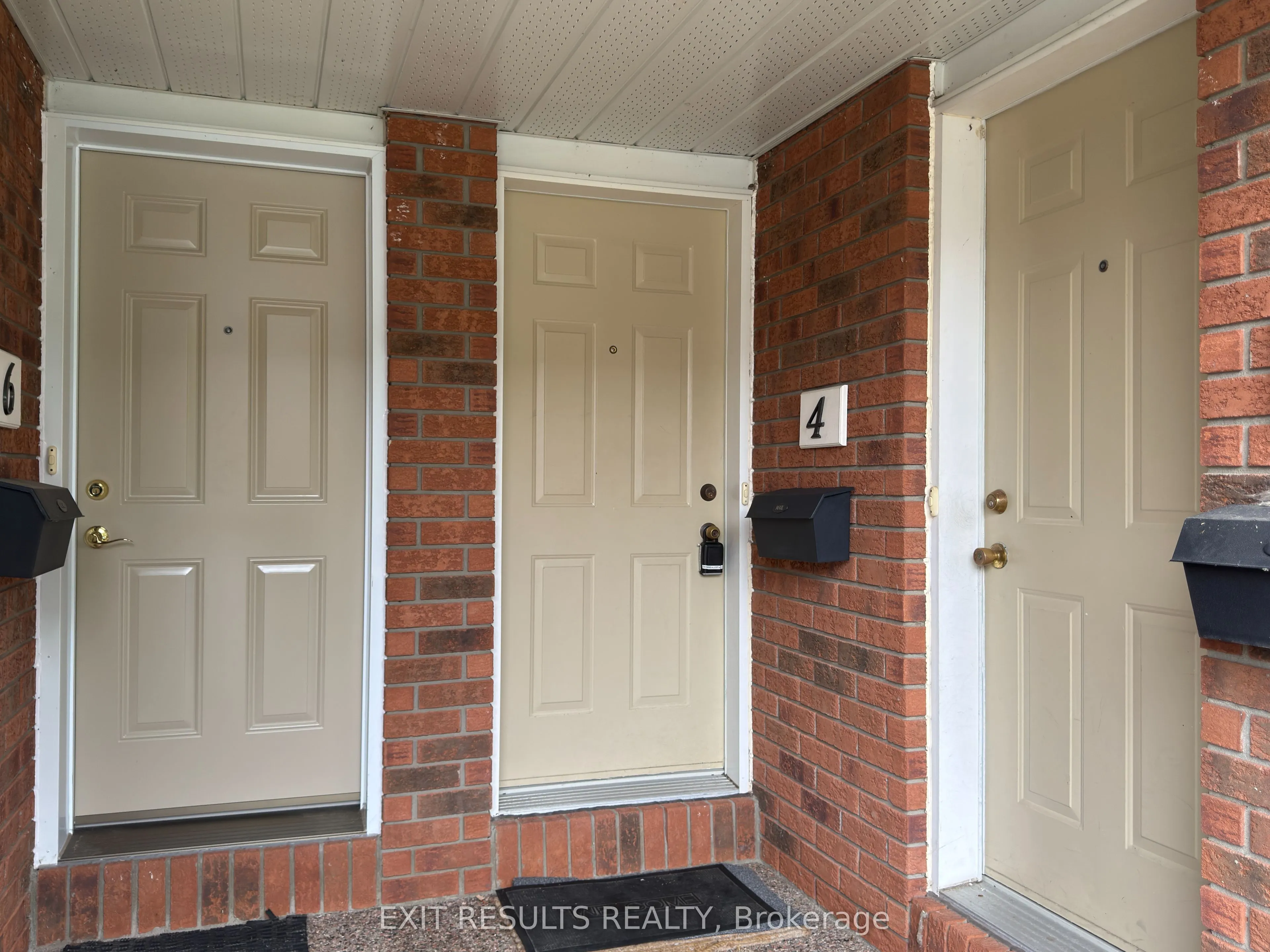 1400 WILDBERRY Court, #4