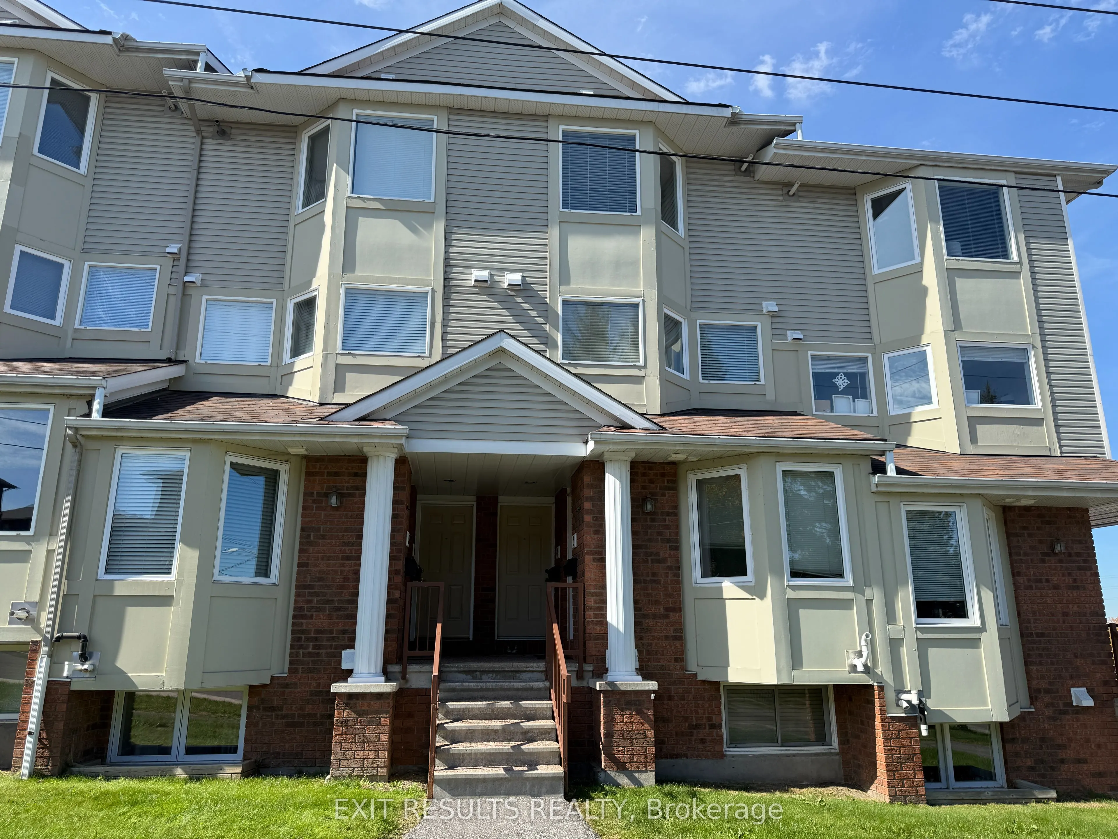 1400 WILDBERRY Court, #4