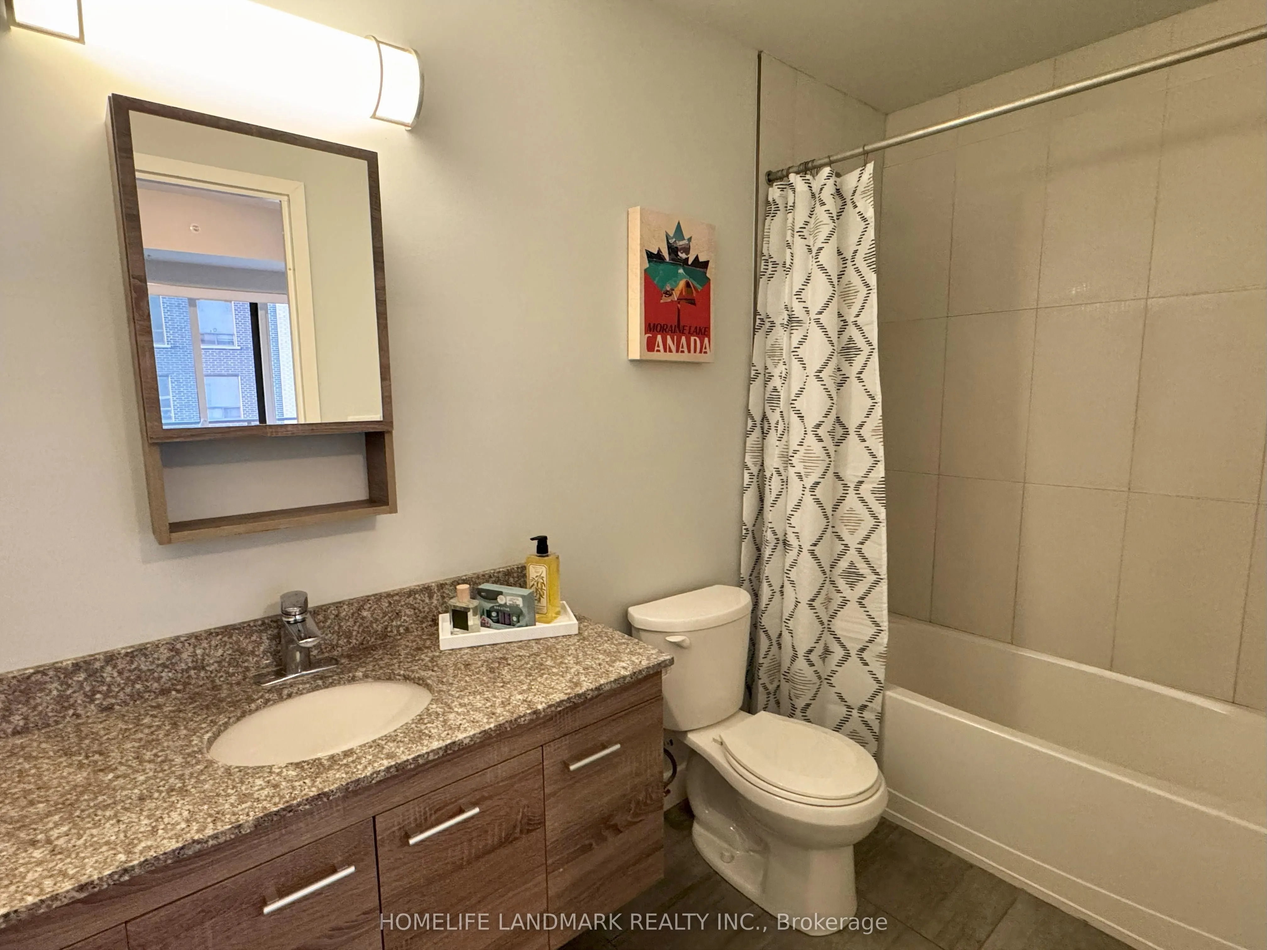 318 Spruce Street, #801