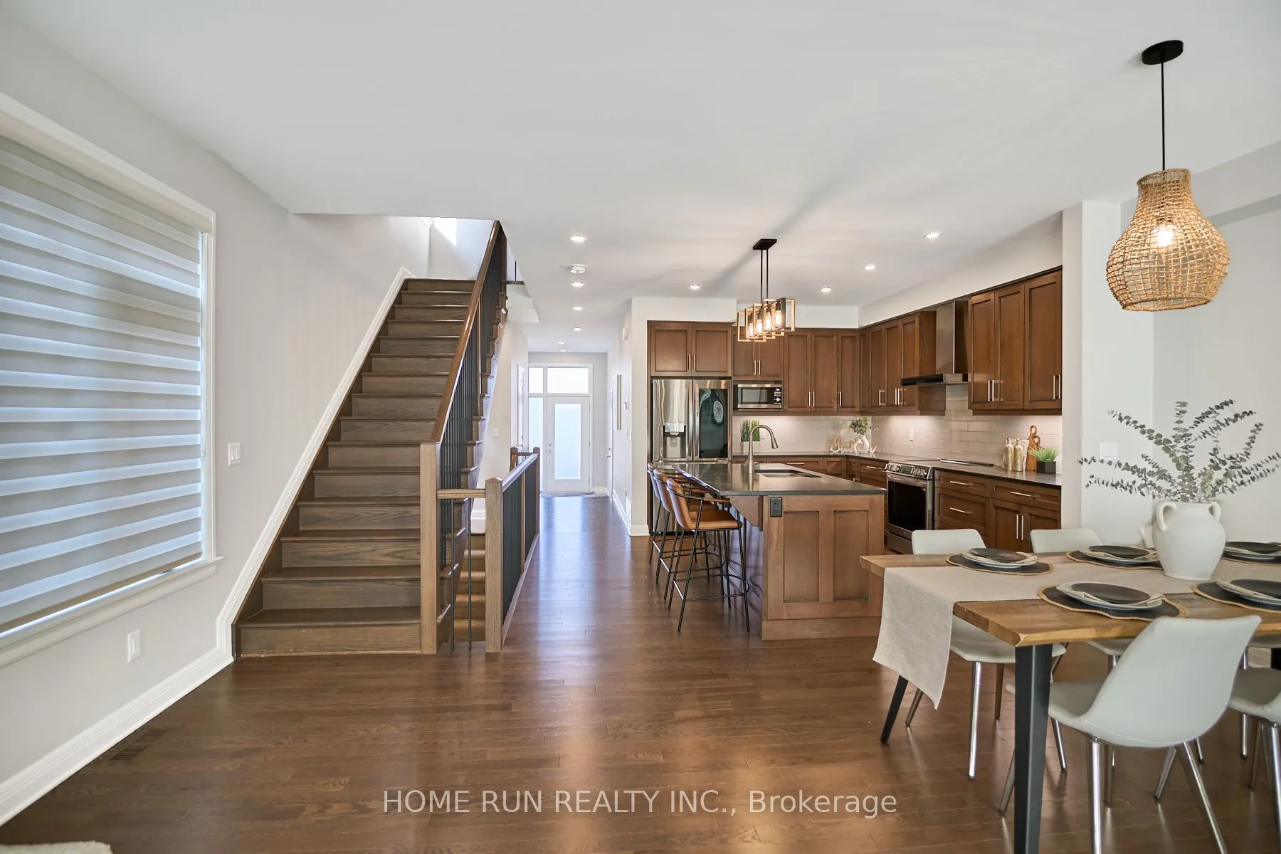82 Michael Stoqua Street