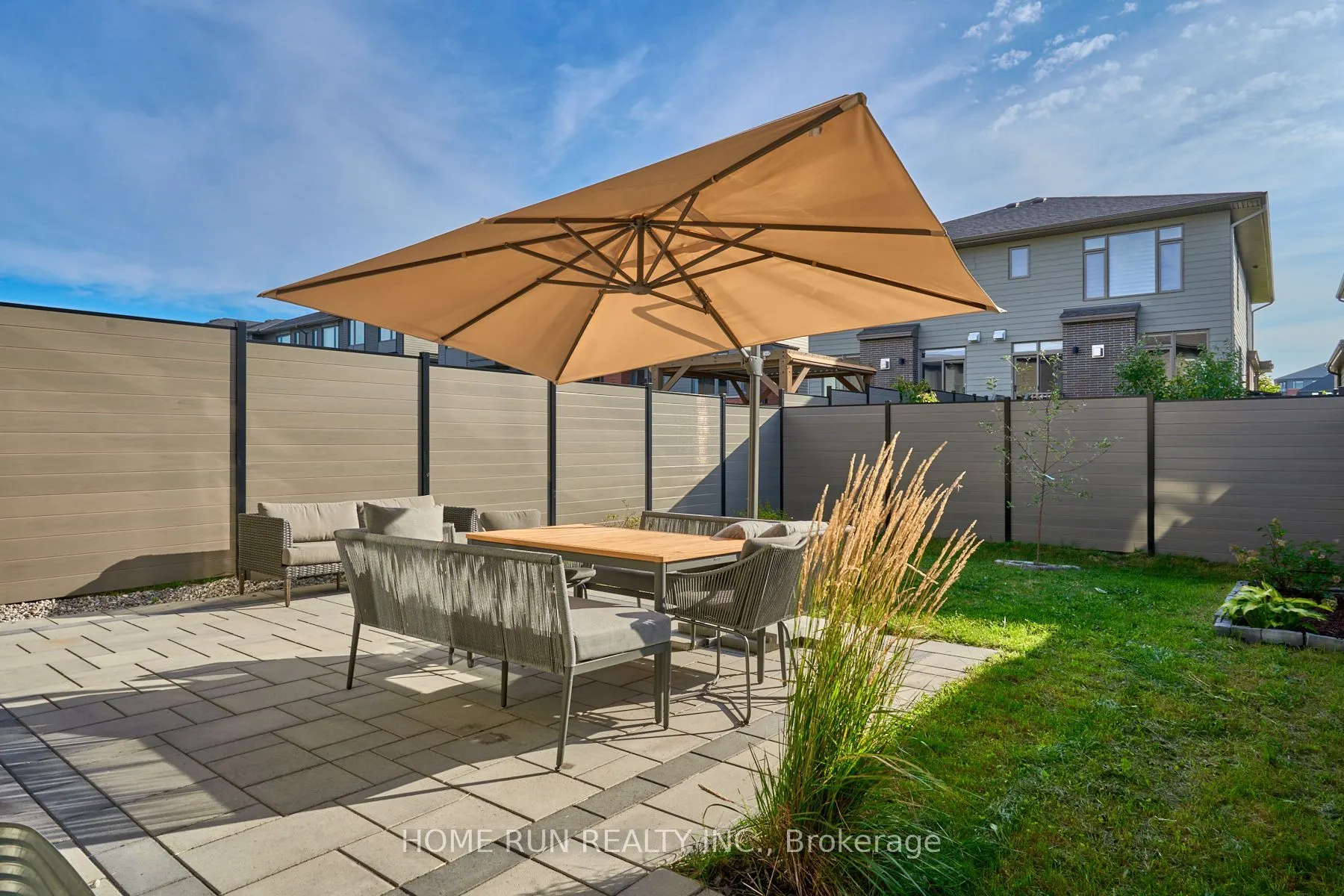 82 Michael Stoqua Street