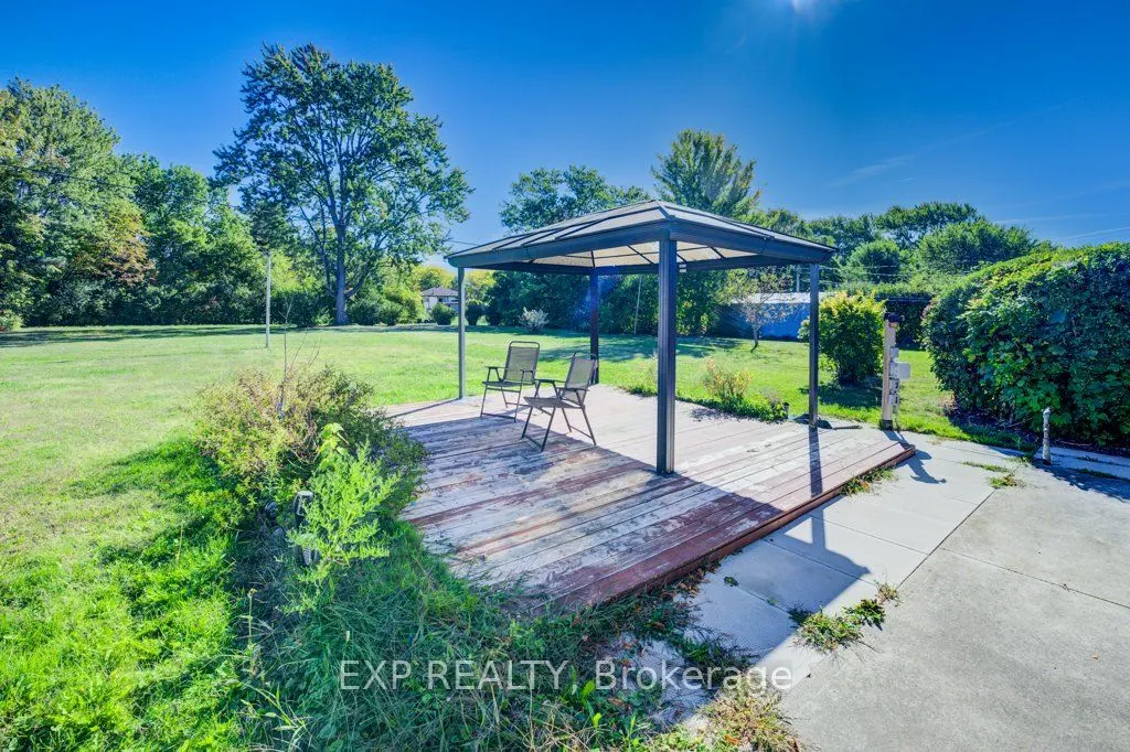 8568 Champlain Drive