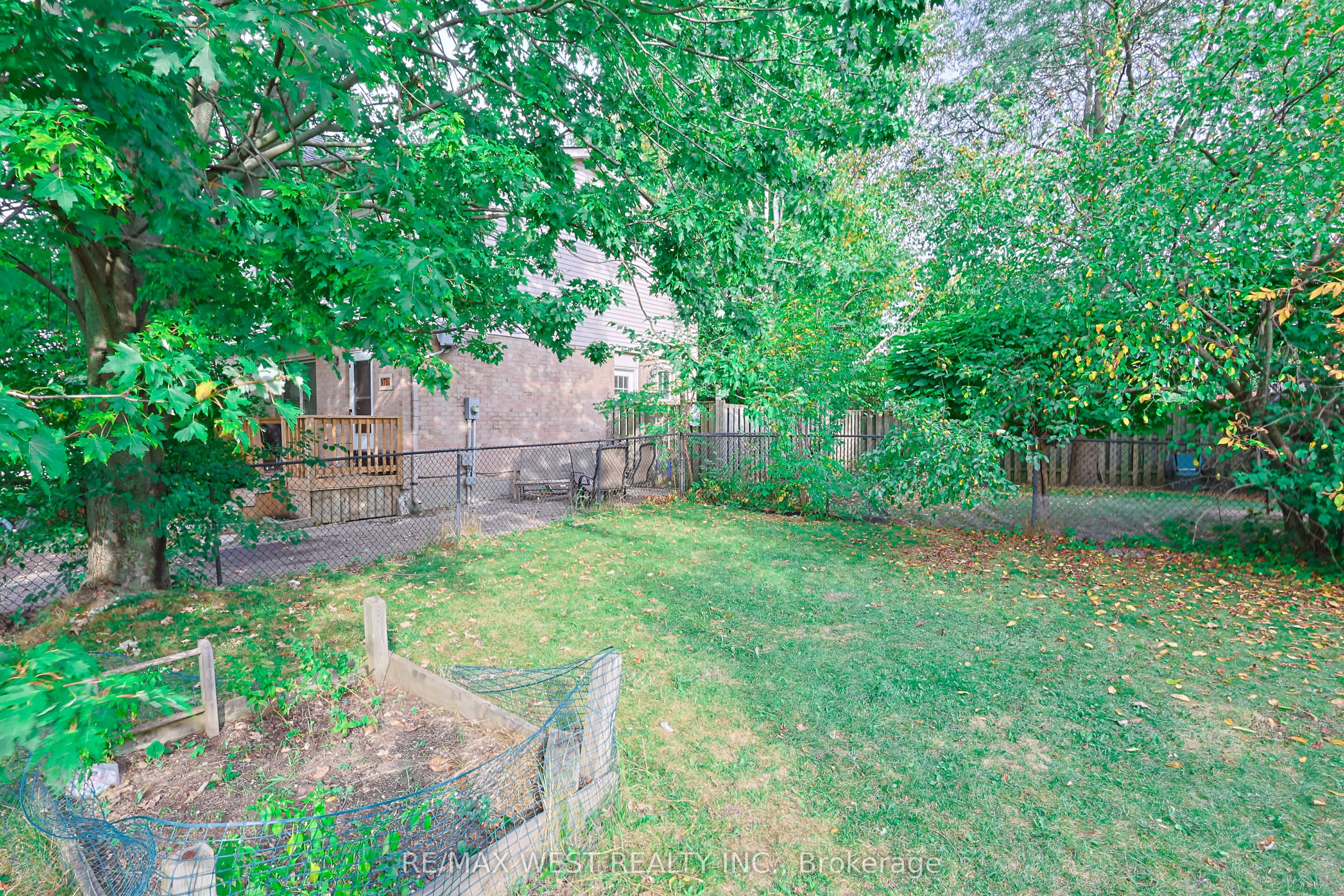 300 Crawford Street