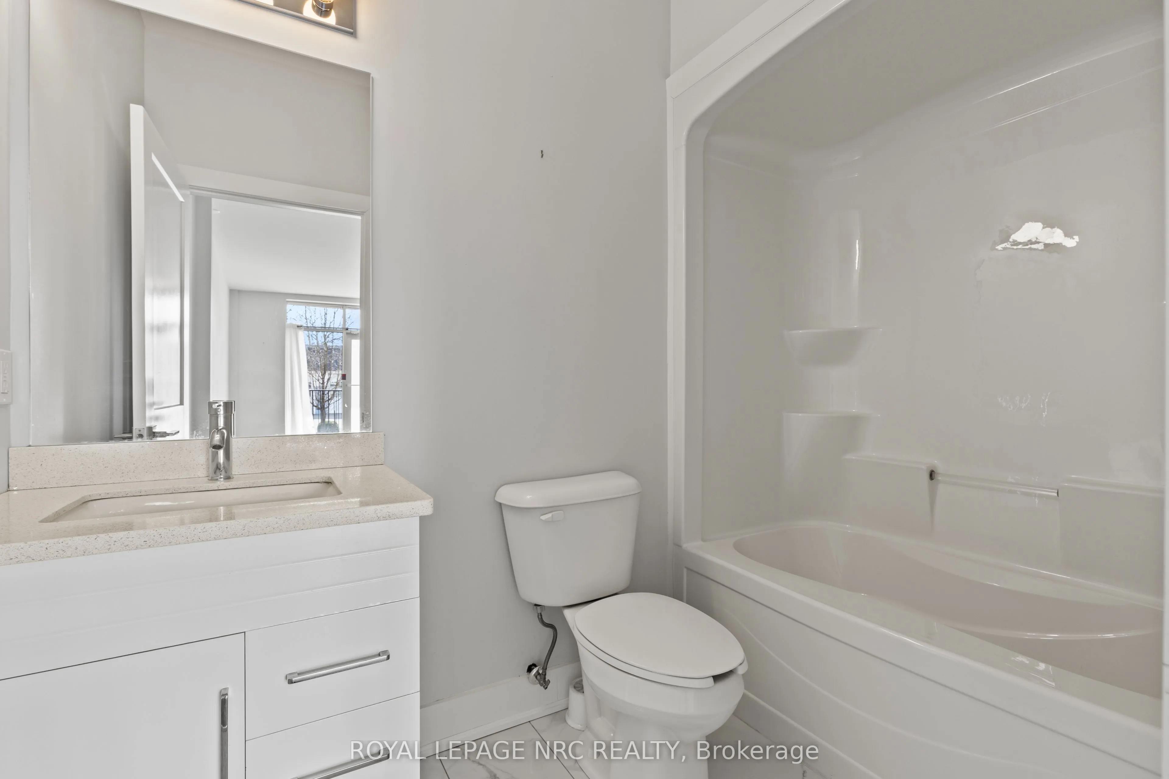 3710 Main Street, #106