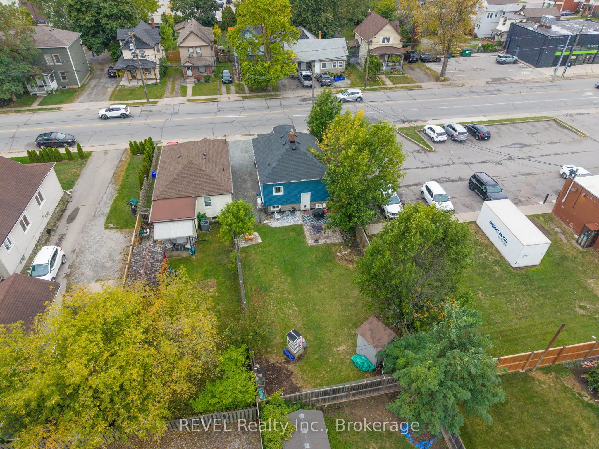 18 Crowland Avenue