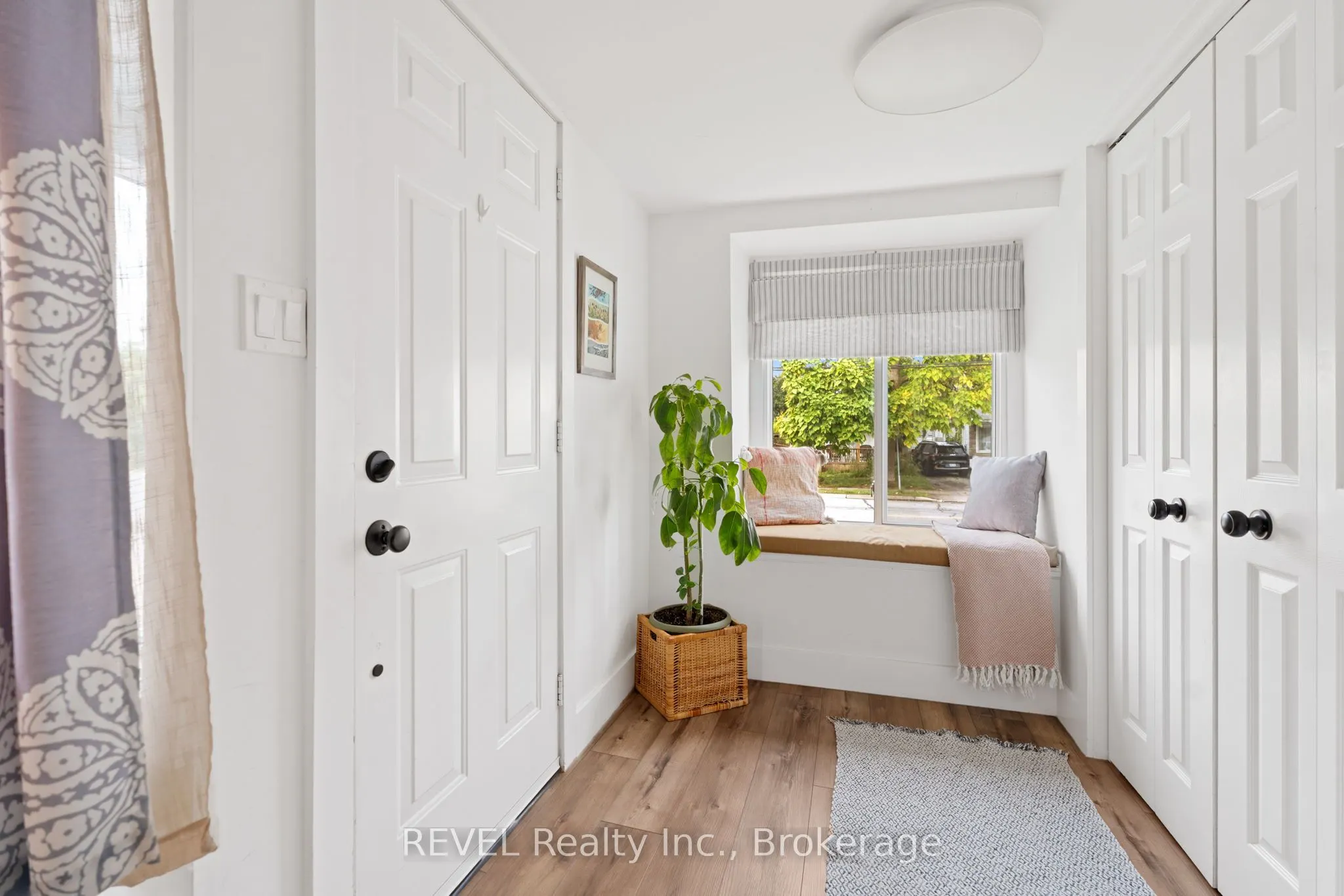 18 Crowland Avenue