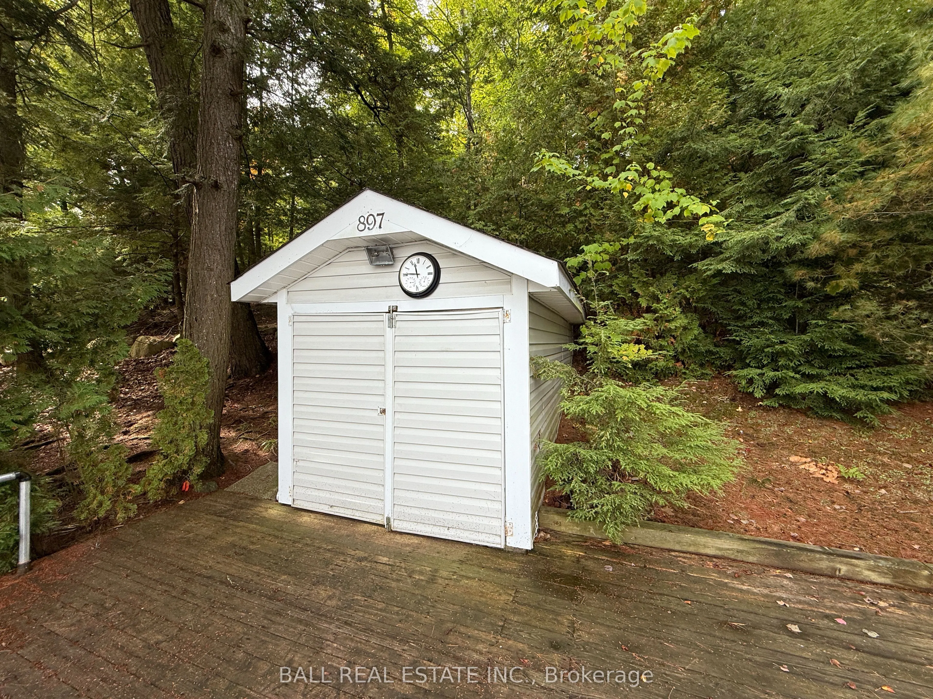 551 Renwick Road