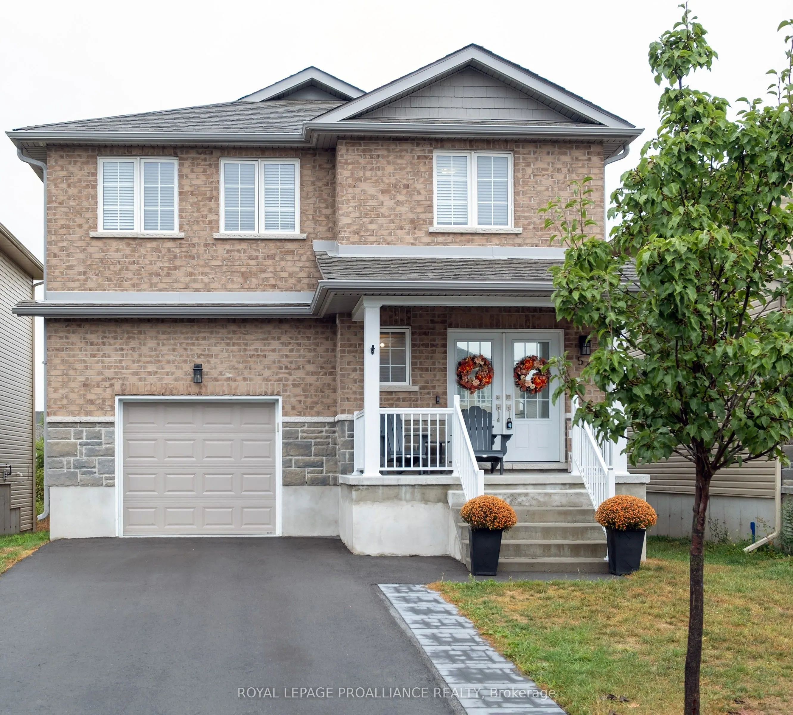 54 Brennan Crescent
